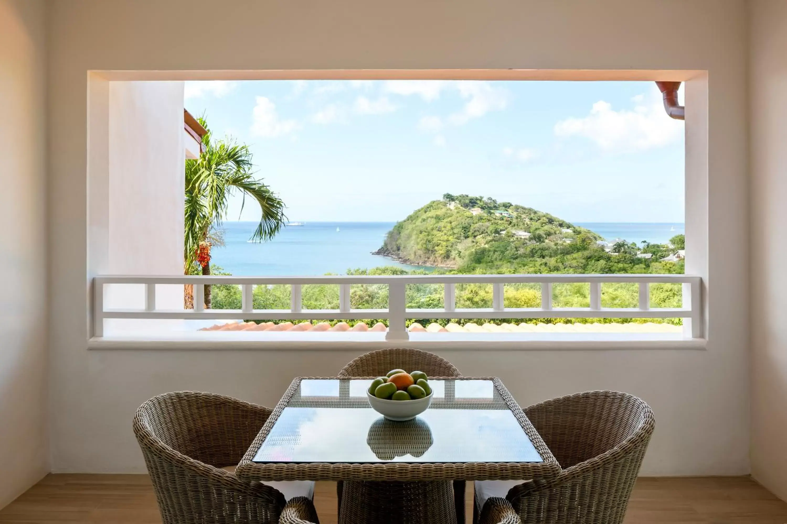 View (from property/room), Dining Area in Windjammer Landing Villa Beach Resort