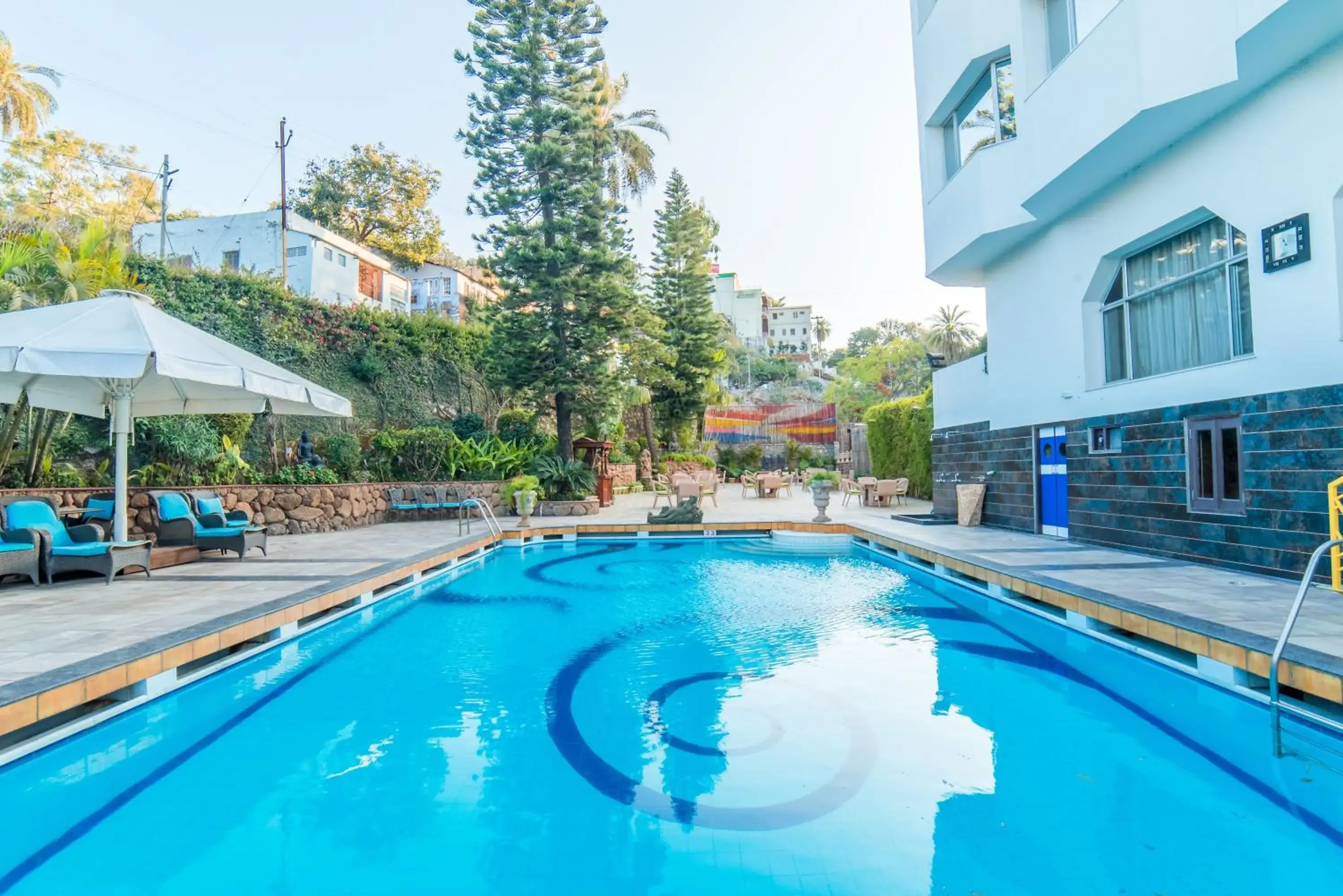 Swimming pool in Hotel Hillock