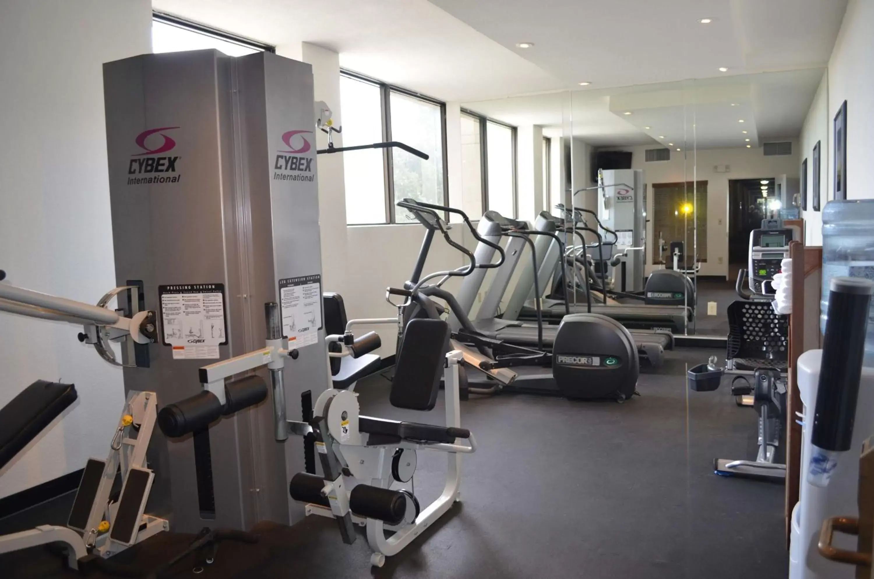 Fitness centre/facilities in Best Western Plus Agate Beach Inn