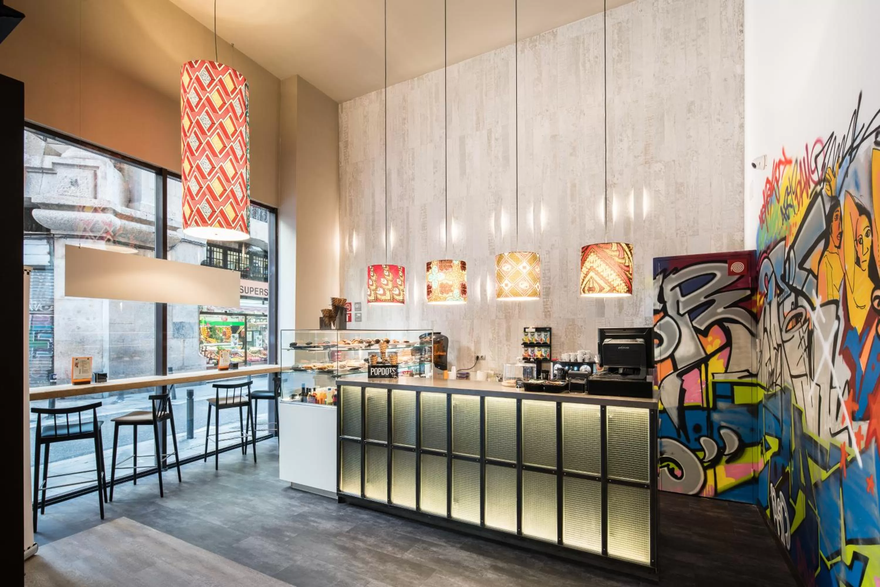 Lounge or bar in Catalonia Avinyo