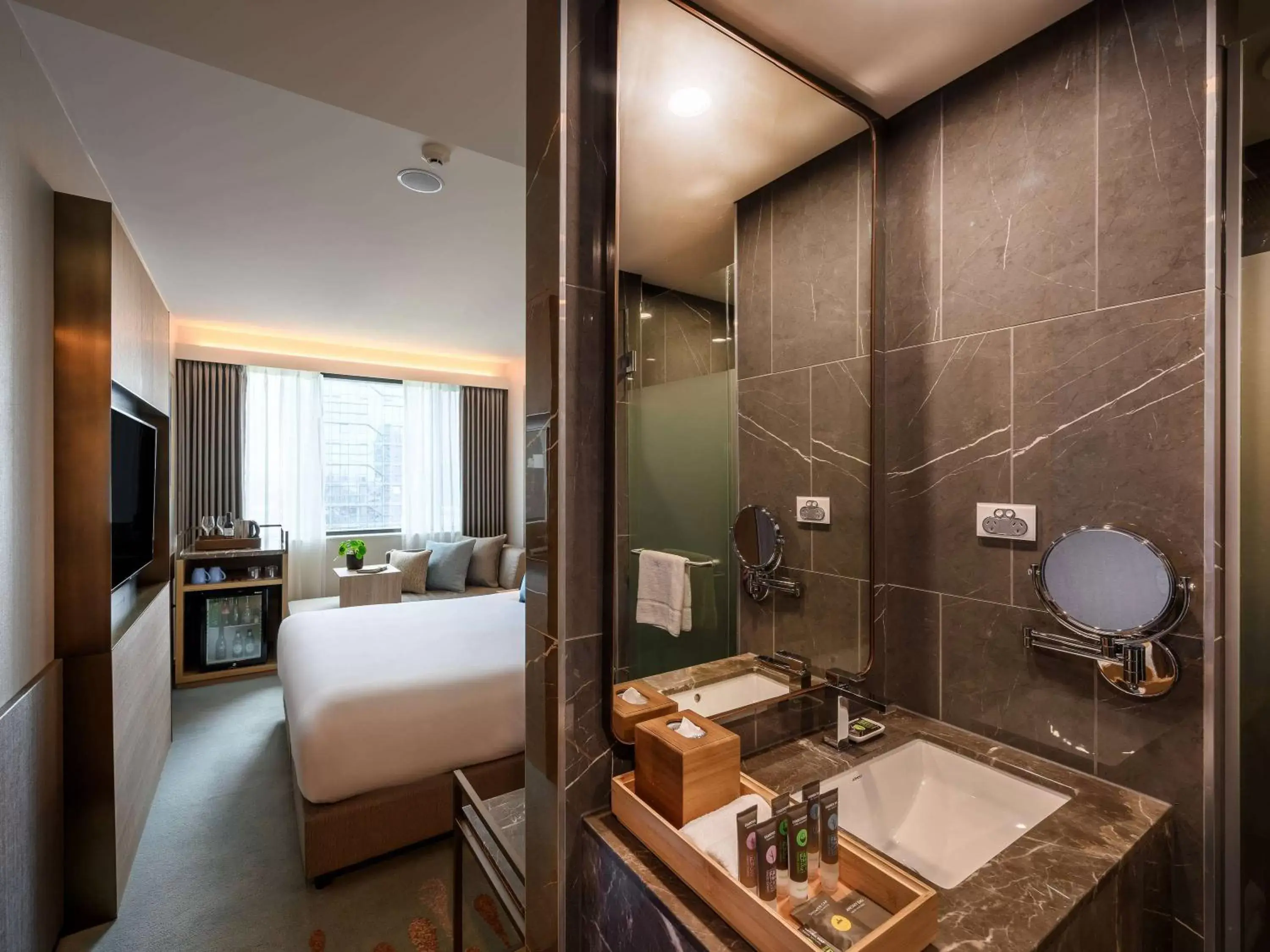 Photo of the whole room, Bathroom in Novotel Melbourne Central