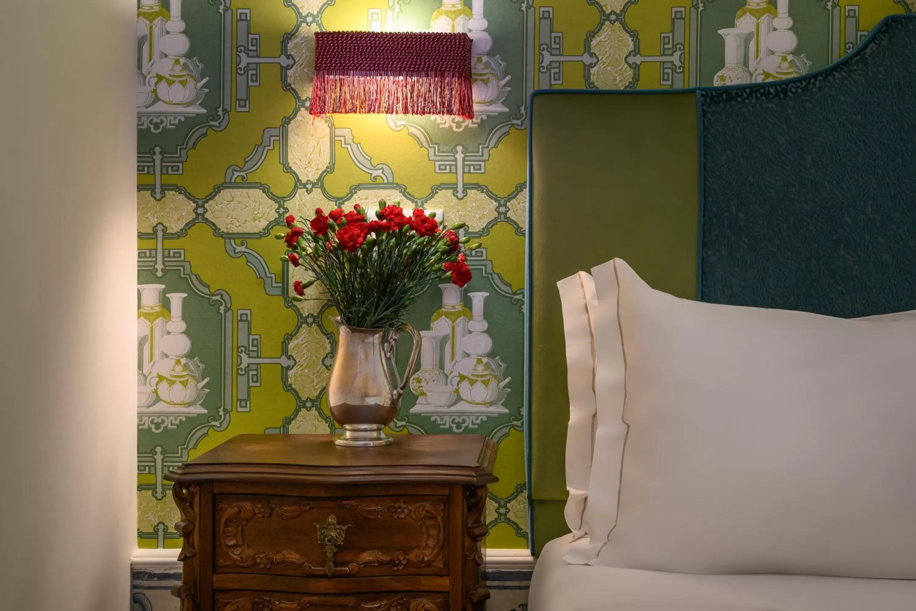 Bed in Residentas Arco do Bandeira