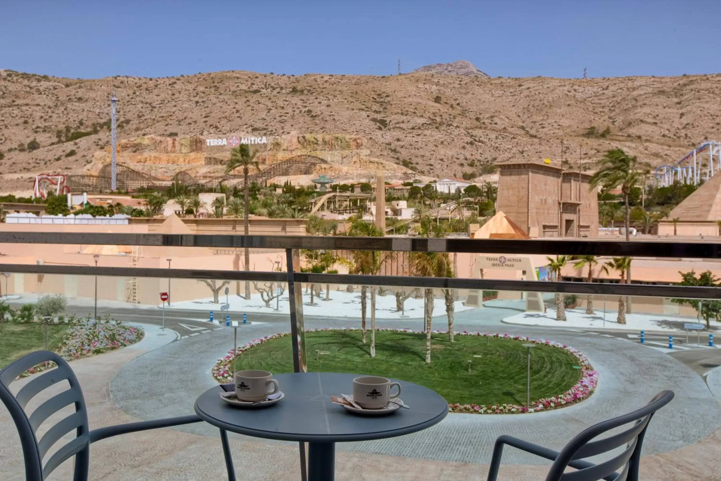 Decorative detail, Balcony/Terrace in Grand Luxor Hotel