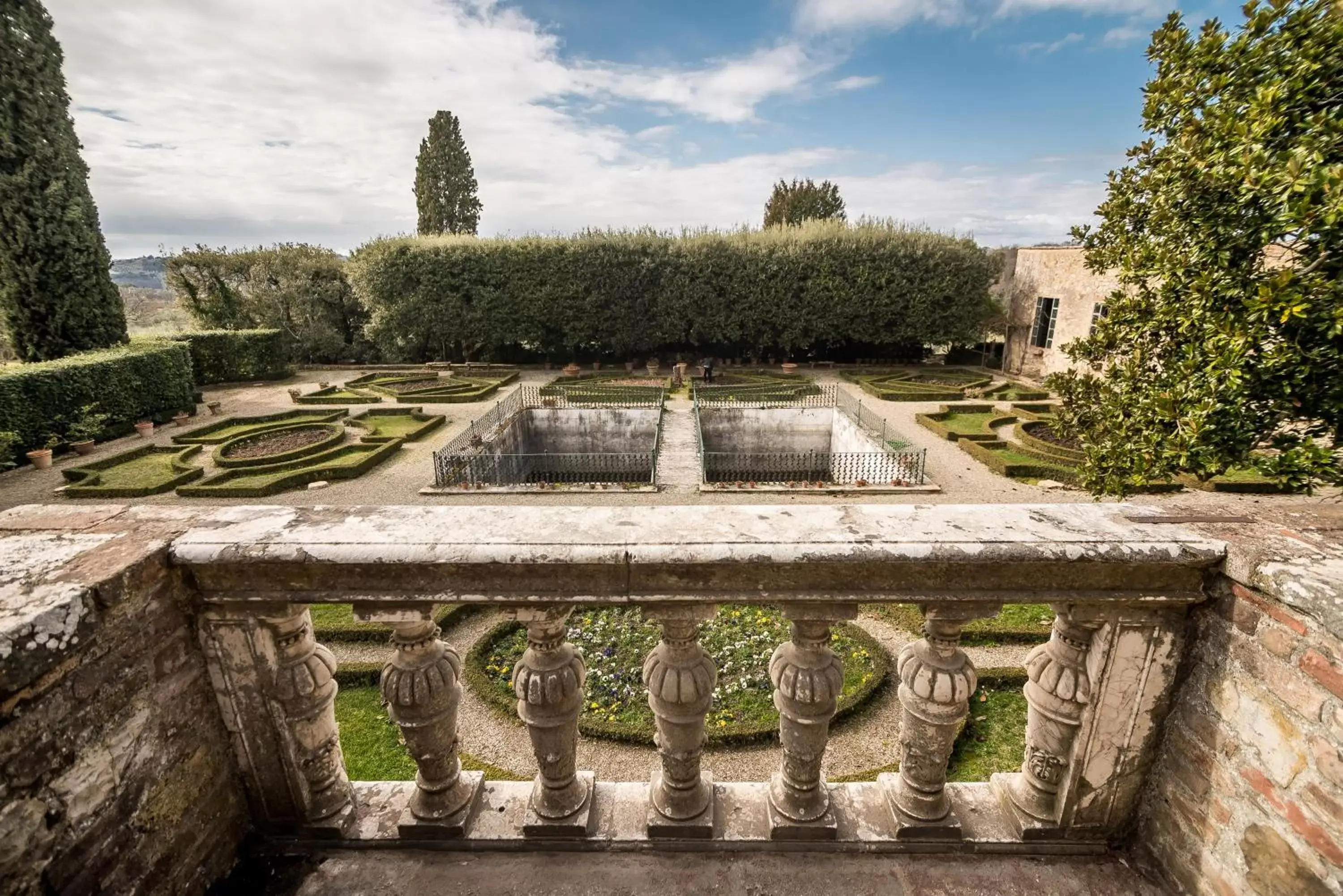 Garden in Certosa di Pontignano Residenza d'Epoca