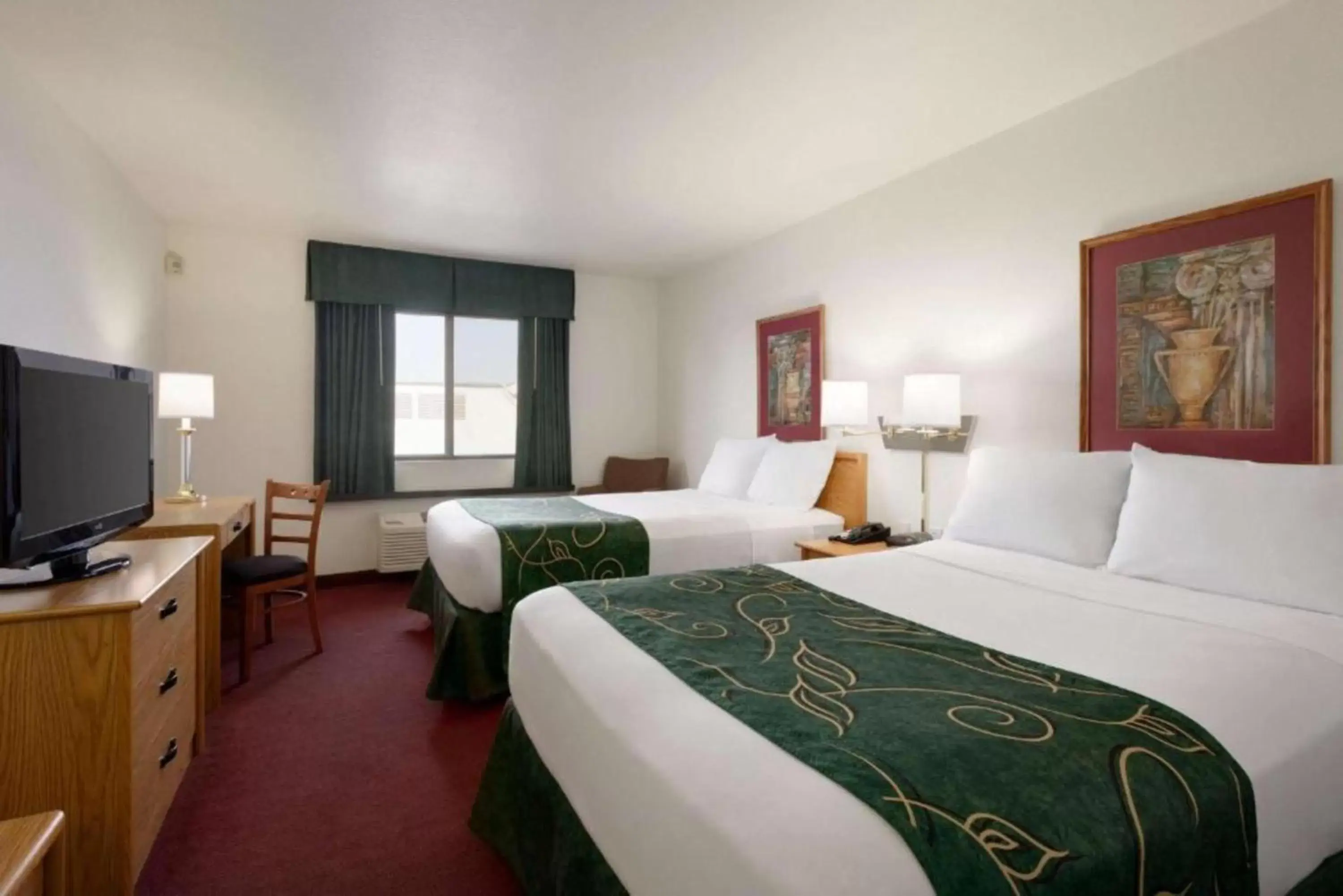 Bed in Travelodge by Wyndham Hermiston Bed in Travelodge by Wyndham Hermiston