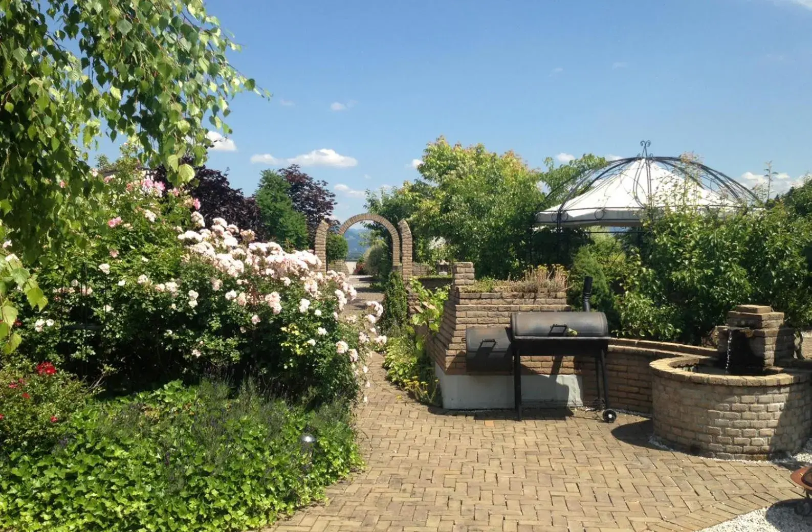 Garden in Best Western Hotel am Walserberg