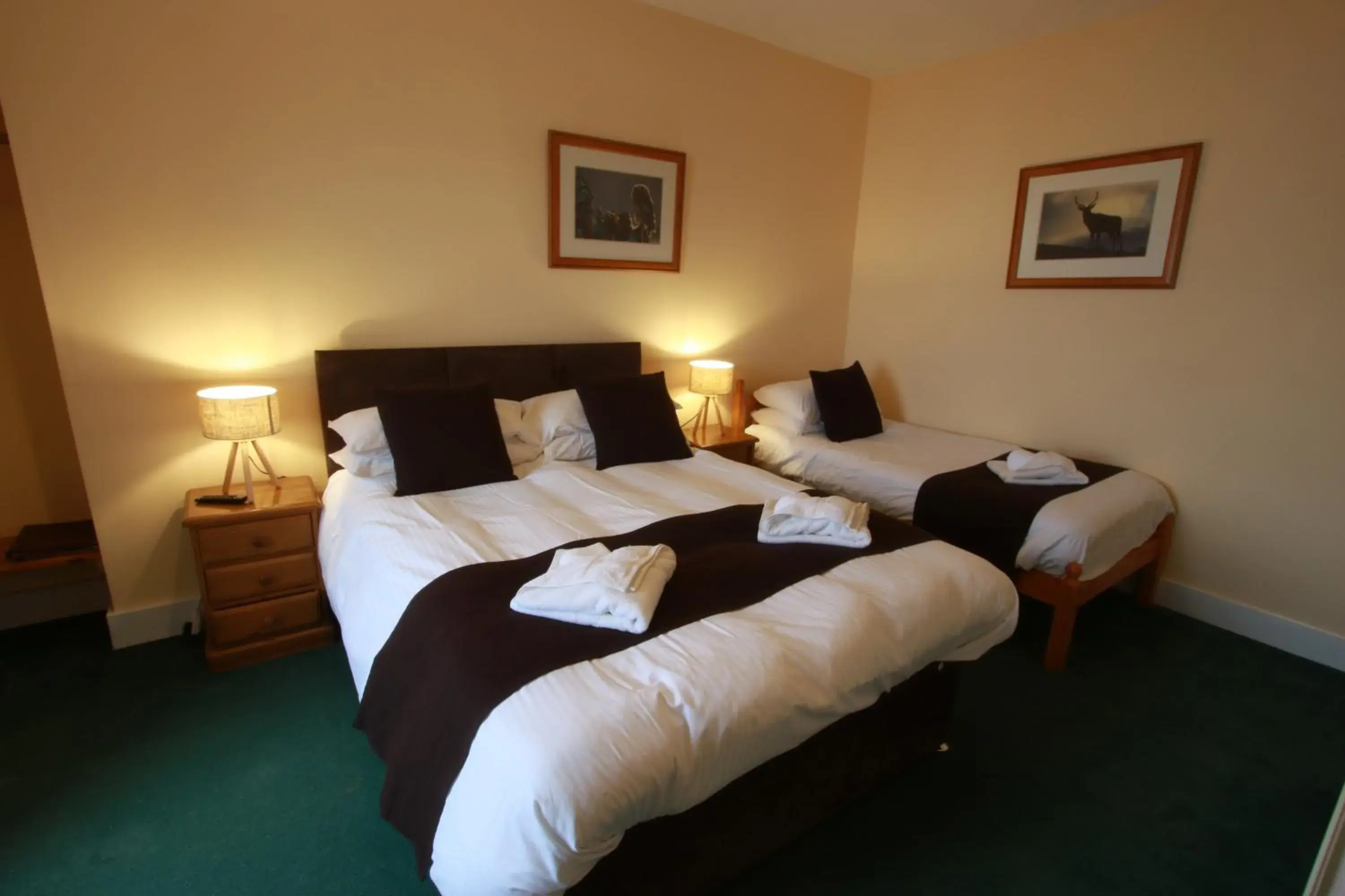 Bedroom, Bed in Inn at Ardgour