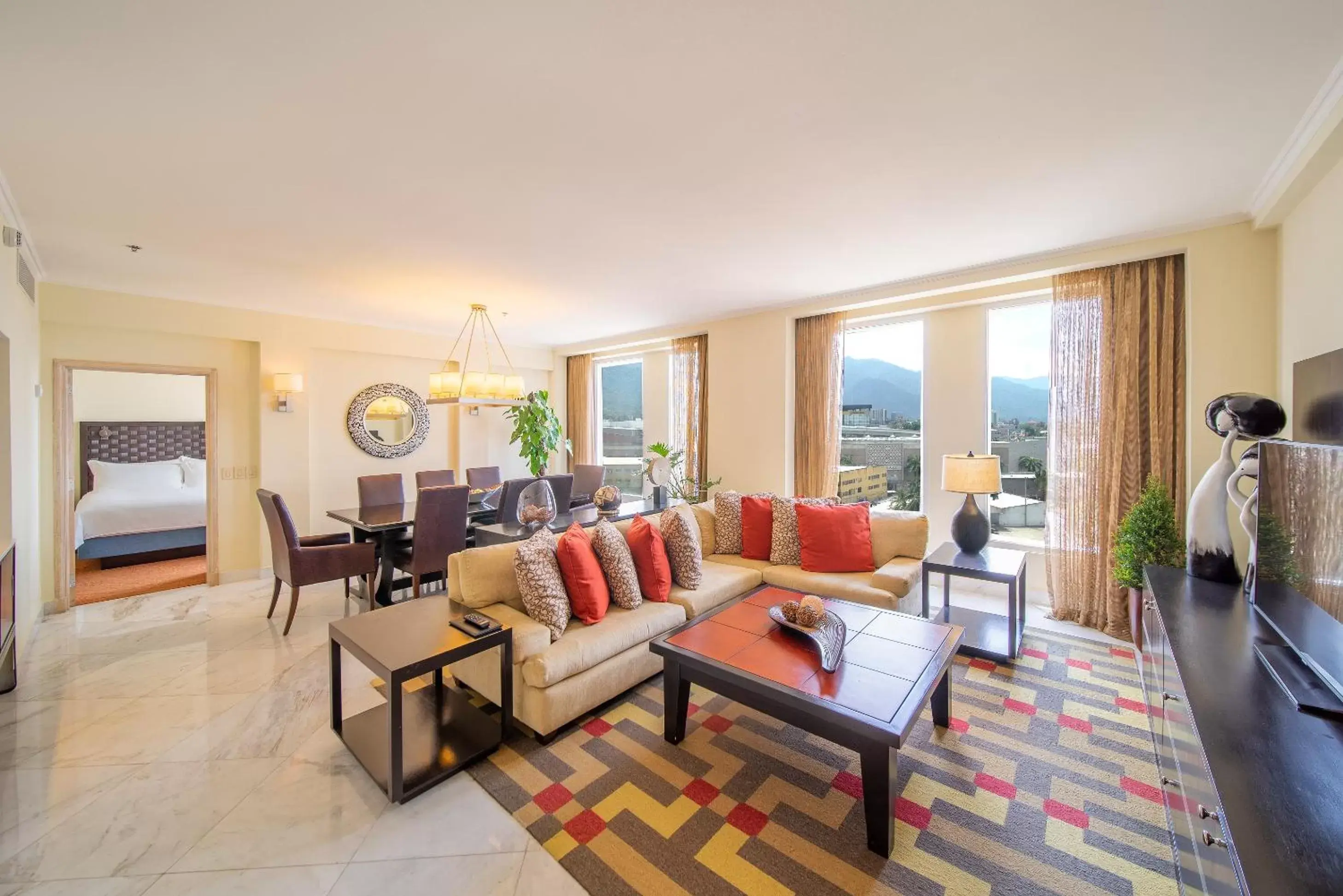 Photo of the whole room, Seating Area in Hotel Real InterContinental San Pedro Sula, an IHG Hotel