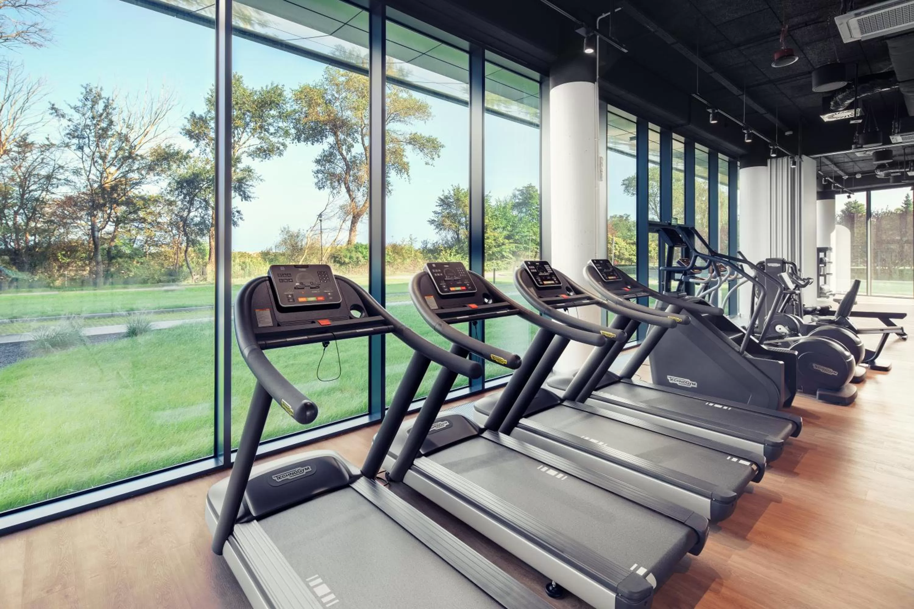 Fitness centre/facilities in Seaside Park Hotel