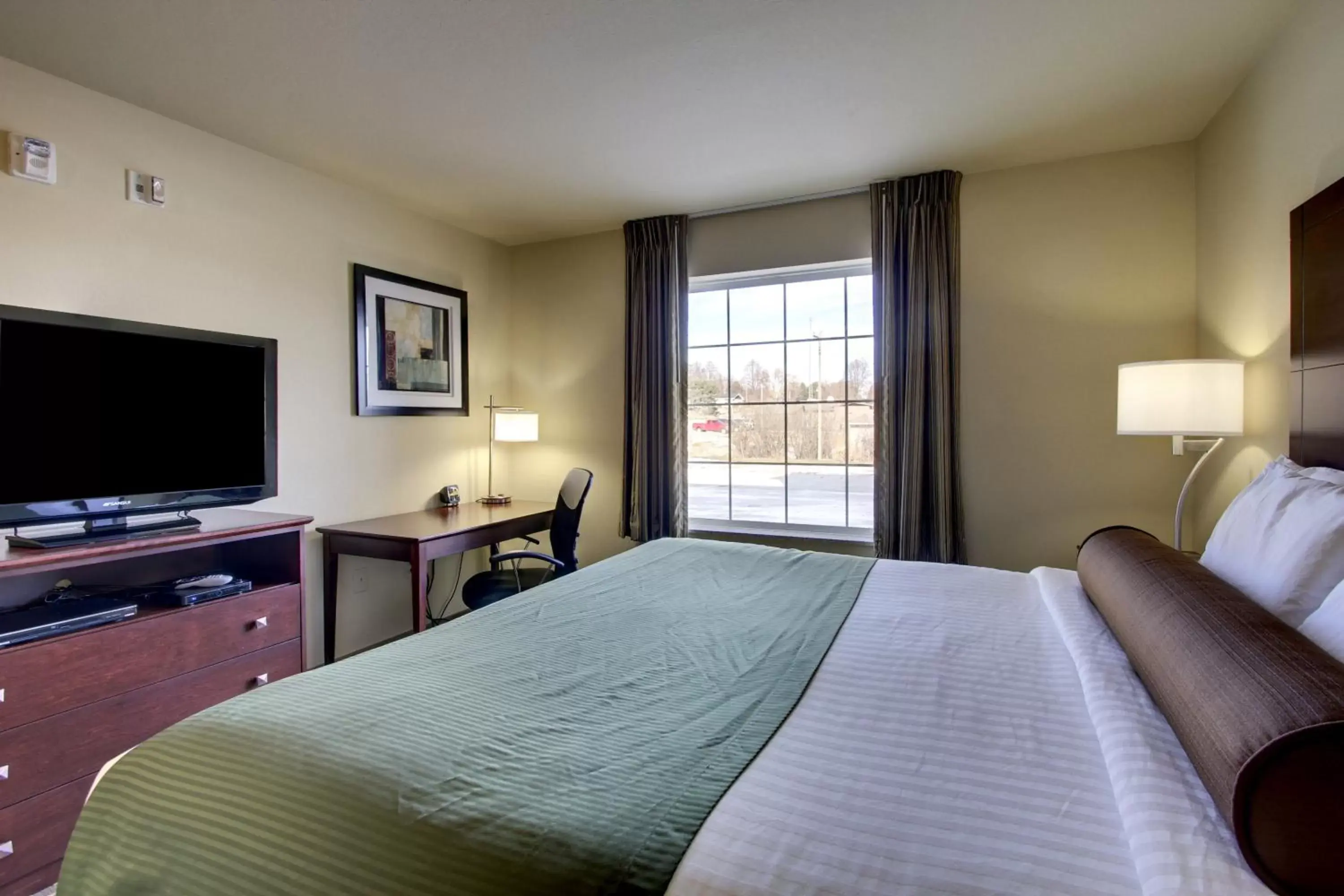 Bed in Cobblestone Inn & Suites - Hartington