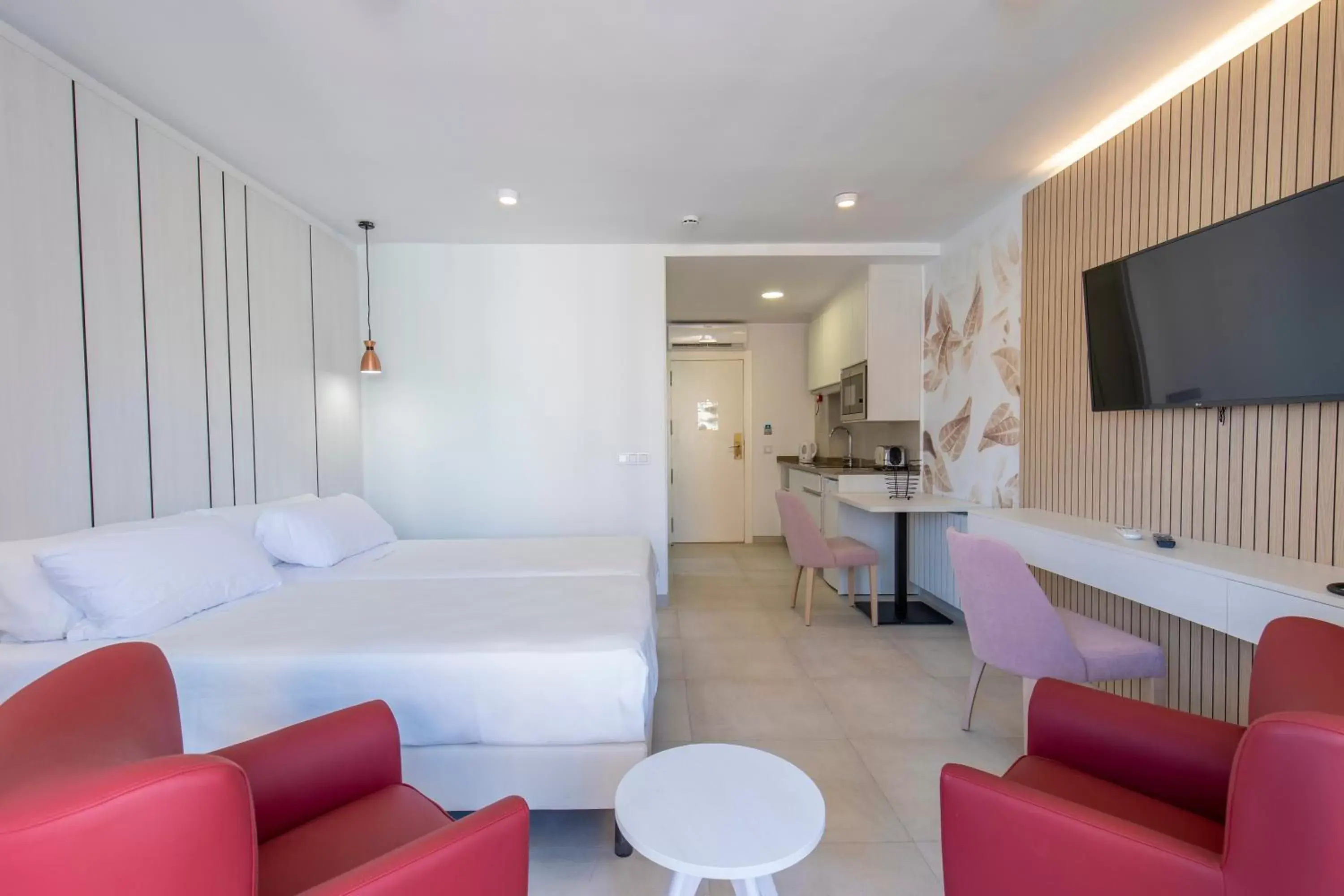 Studio with Balcony in Aparthotel BCL Levante Beach