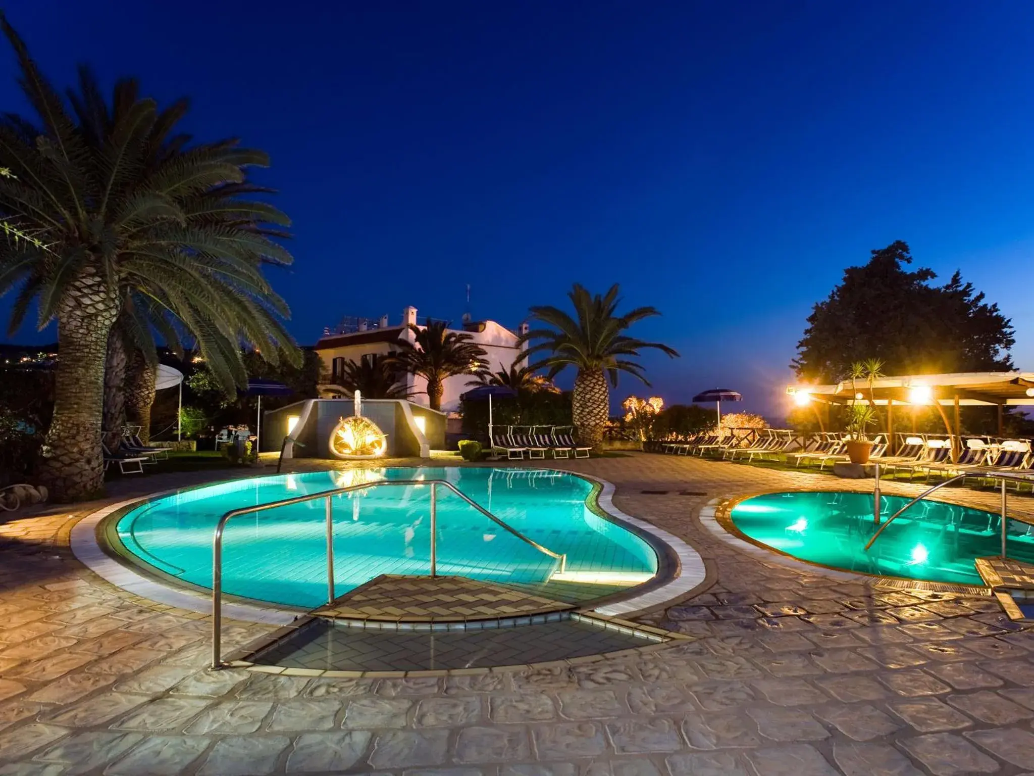 Patio, Swimming Pool in Hotel Ideal