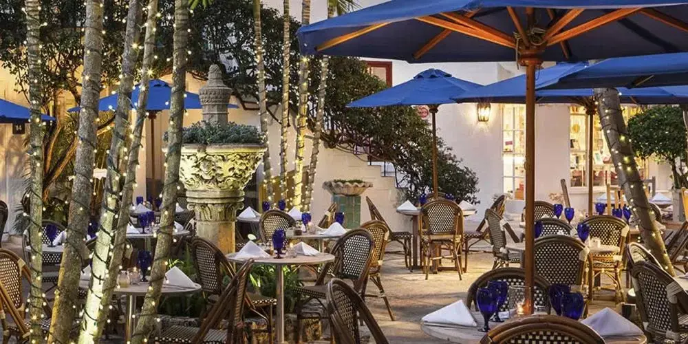 Patio, Restaurant/Places to Eat in Hemingway Suites at Palm Beach Hotel Island