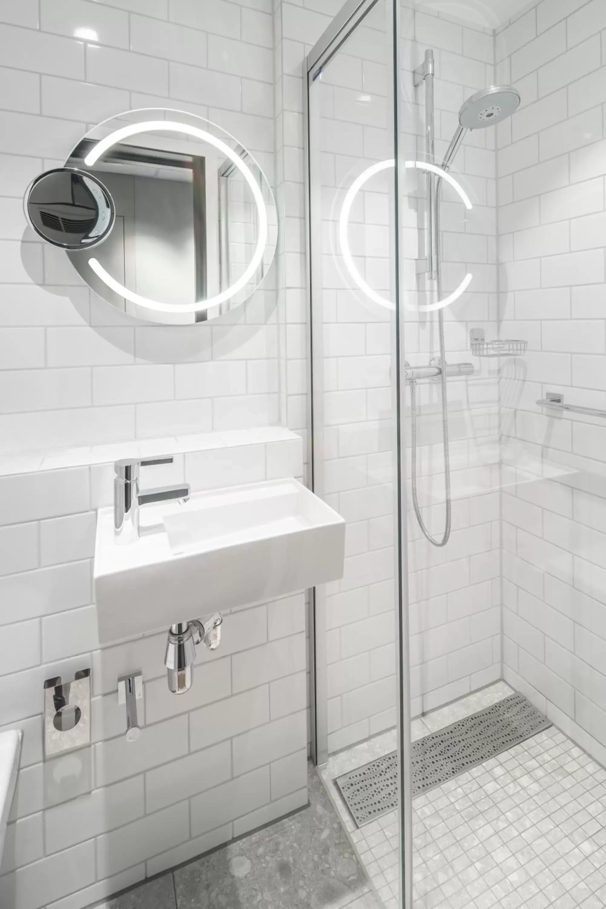 Shower, Bathroom in Radisson Blu Atlantic Hotel, Stavanger