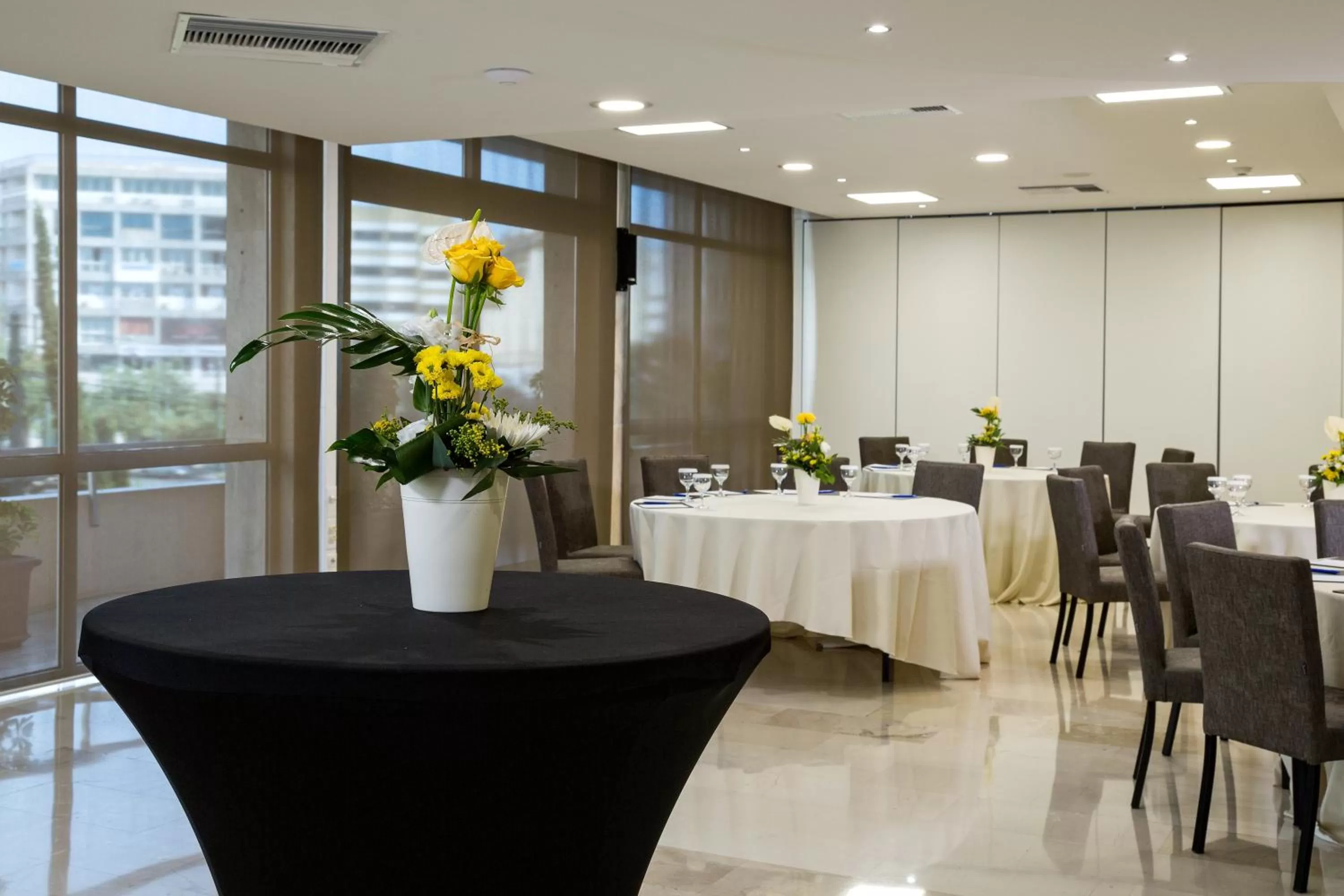 Restaurant/places to eat in The Stanley