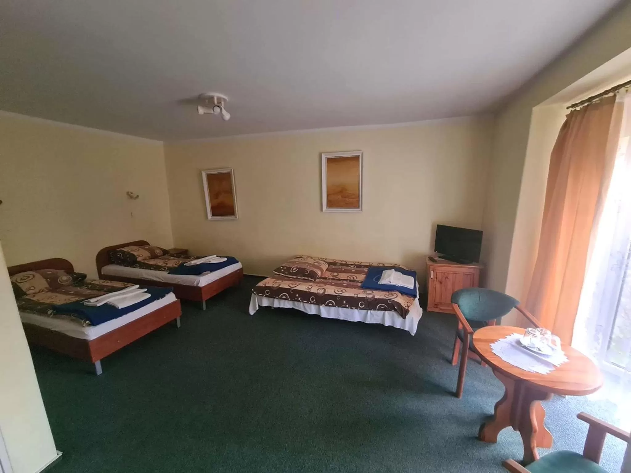 Bedroom, Bed in OWR Relax - Hostel położony blisko atrakcji turystycznych