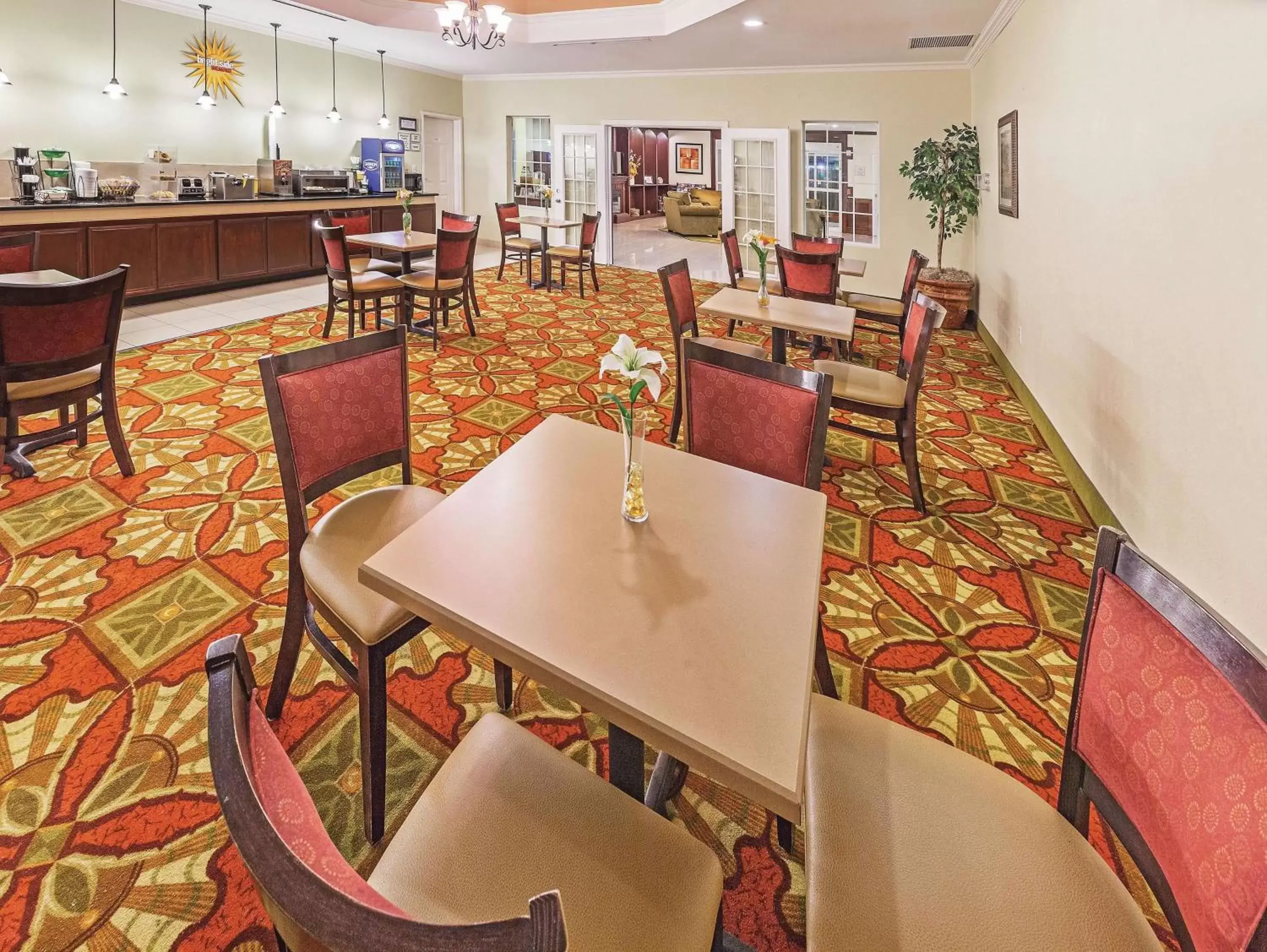 Restaurant/Places to Eat in La Quinta by Wyndham Columbus TX