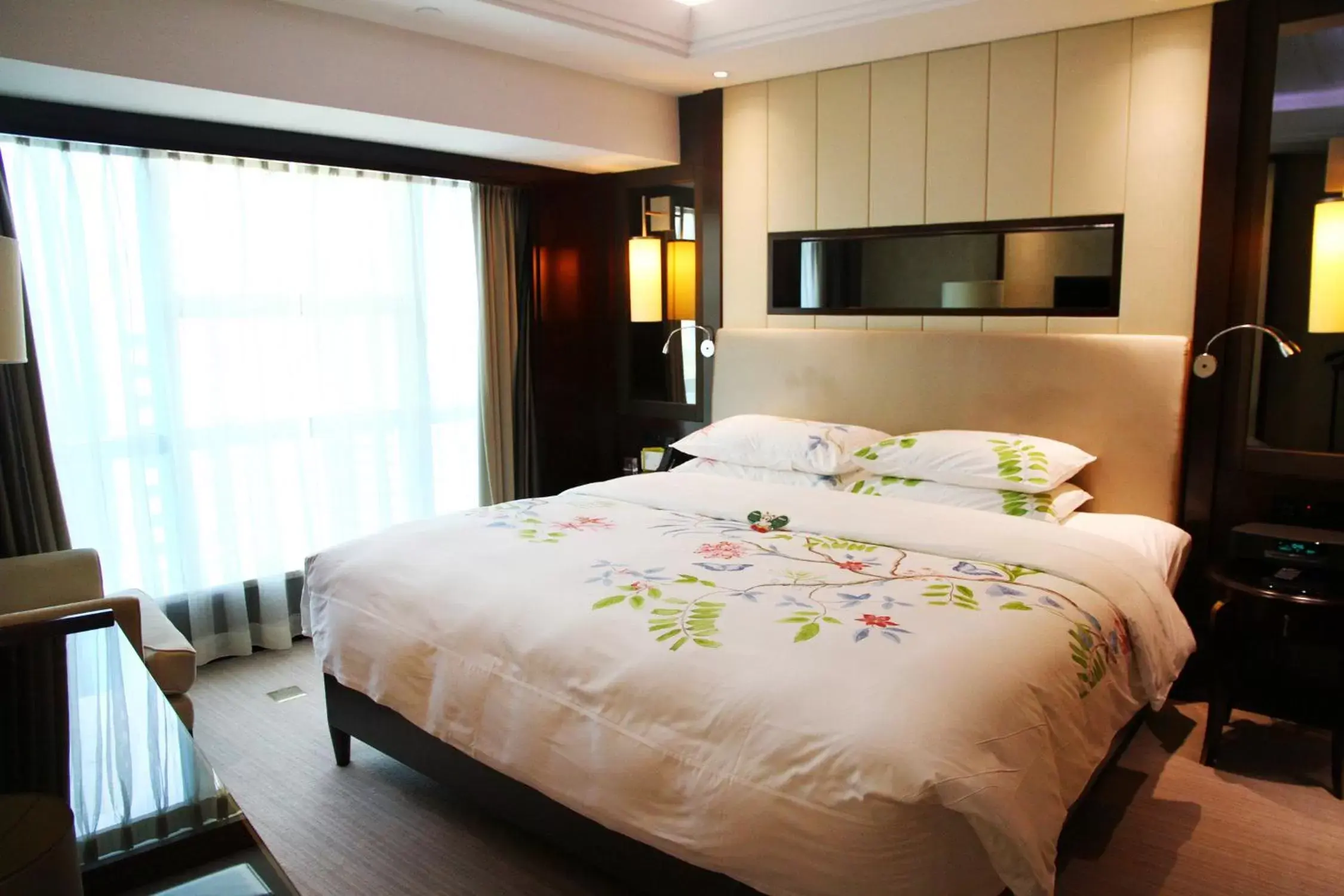 Bedroom, Bed in The Pavilion Hotel Shenzhen (Huaqiang NorthBusiness Zone)
