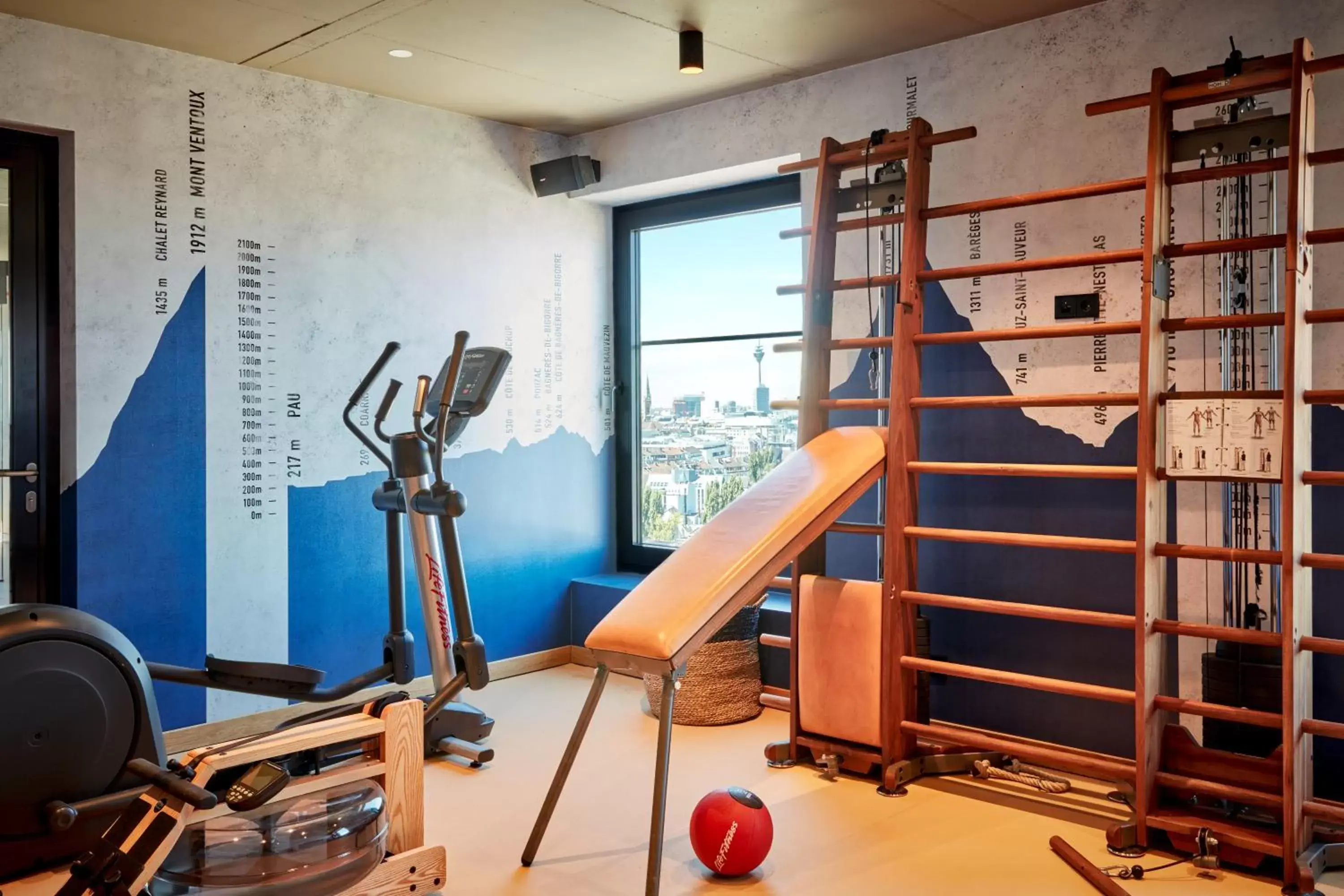 Fitness centre/facilities, Fitness Center/Facilities in 25hours Hotel Das Tour