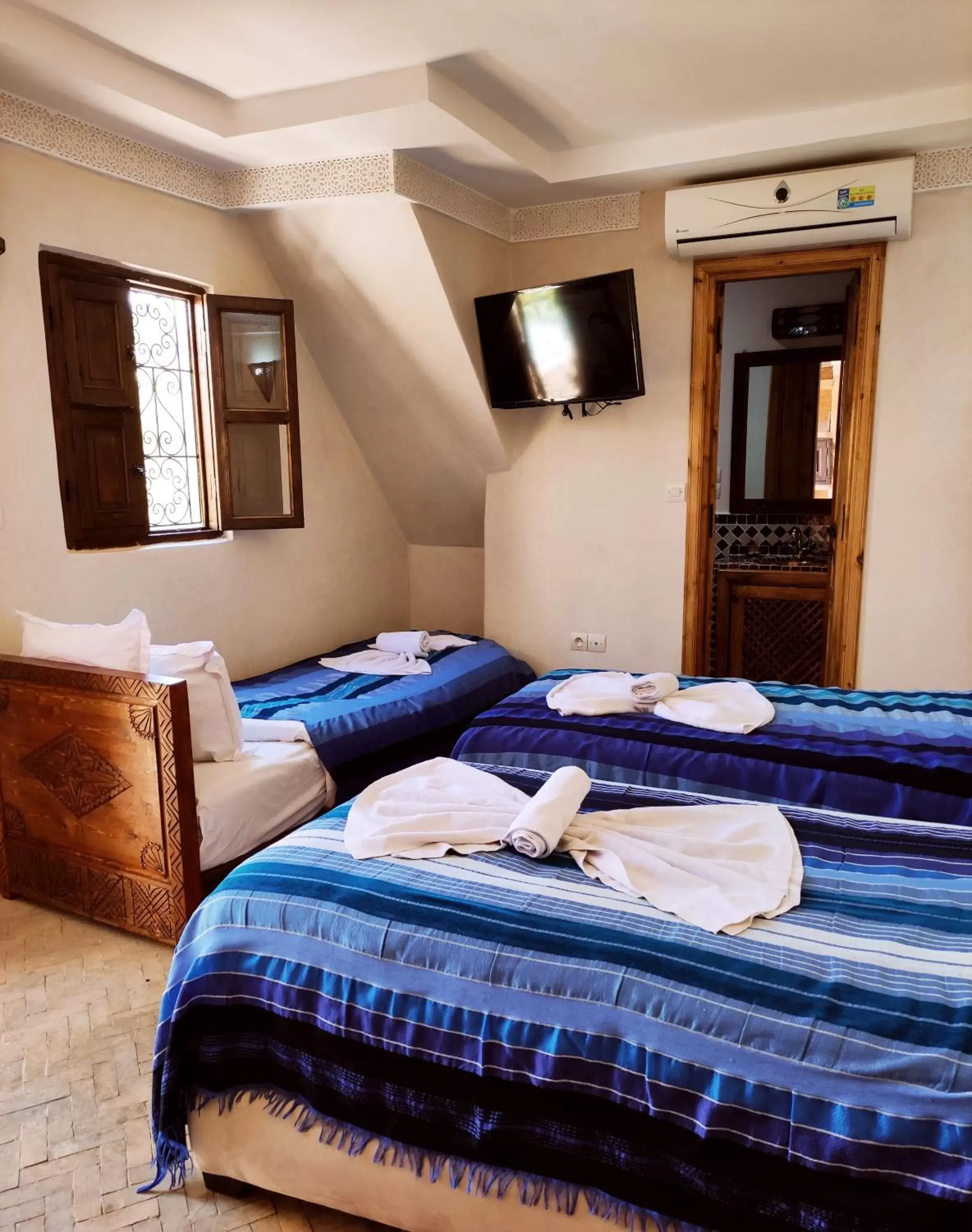 Bed in Riad Ghali Hotel & SPA