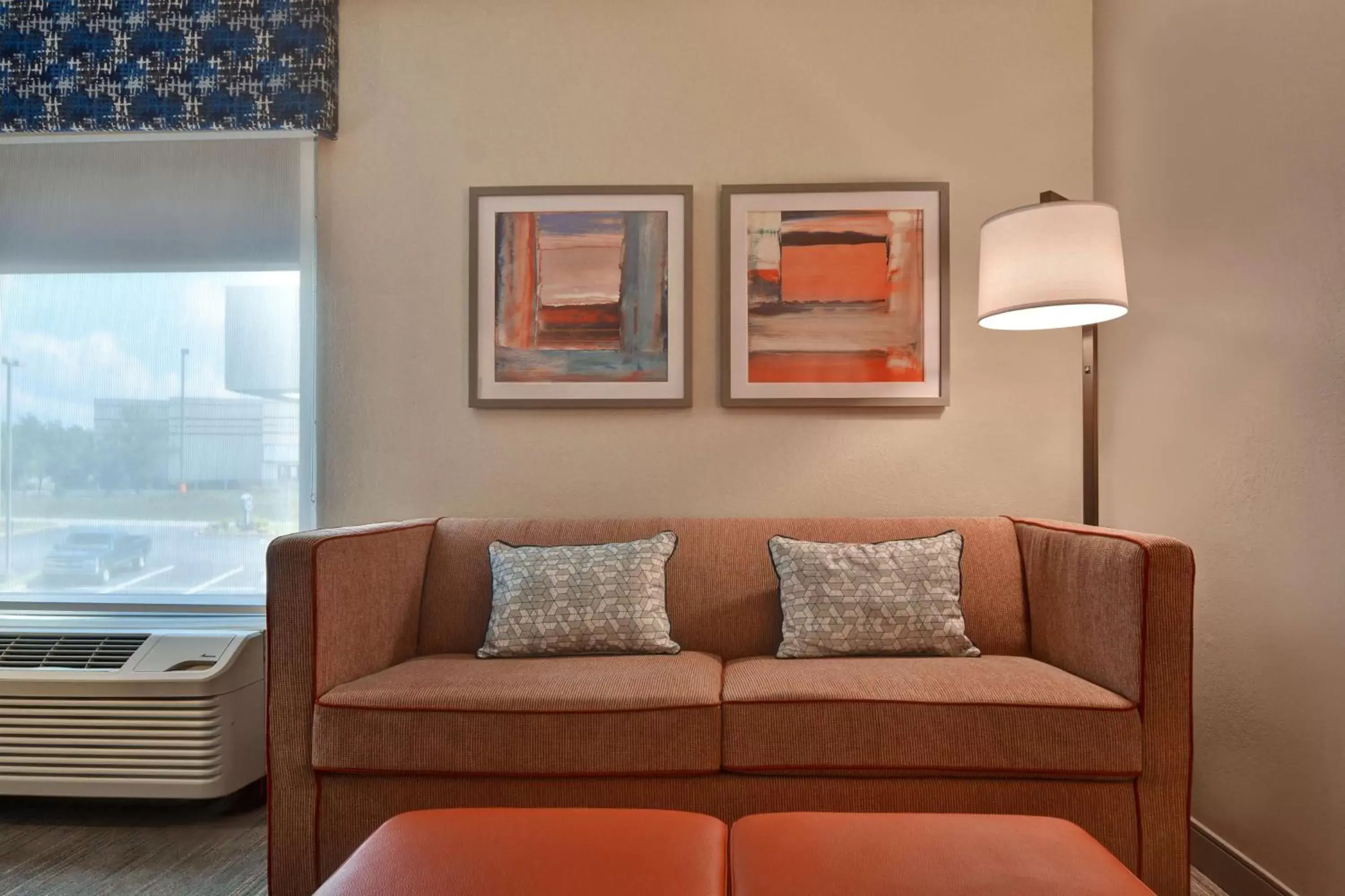 Living room, Seating Area in Hampton Inn Anderson