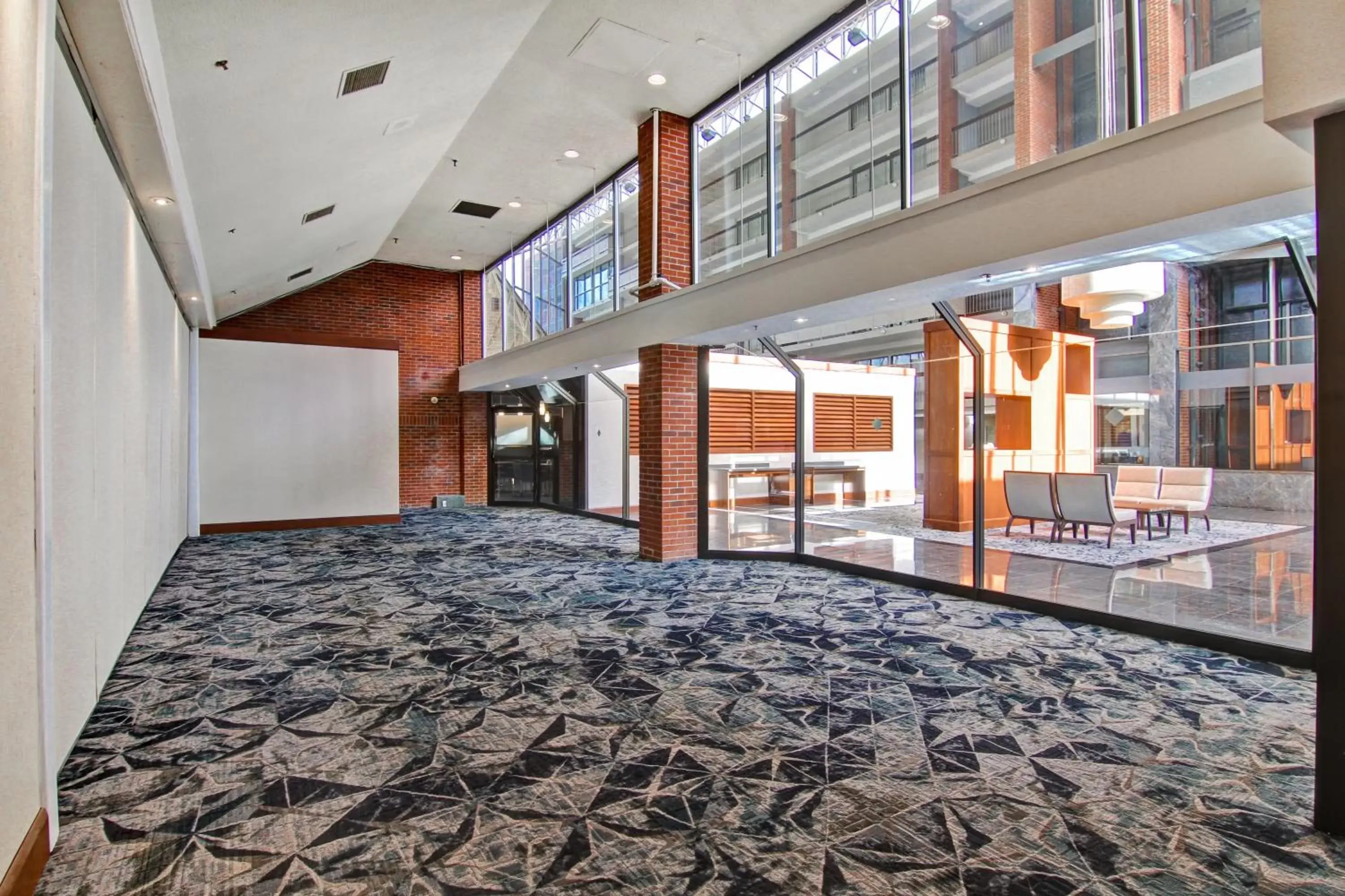 Meeting/conference room in Holiday Inn Oakville Centre, an IHG Hotel