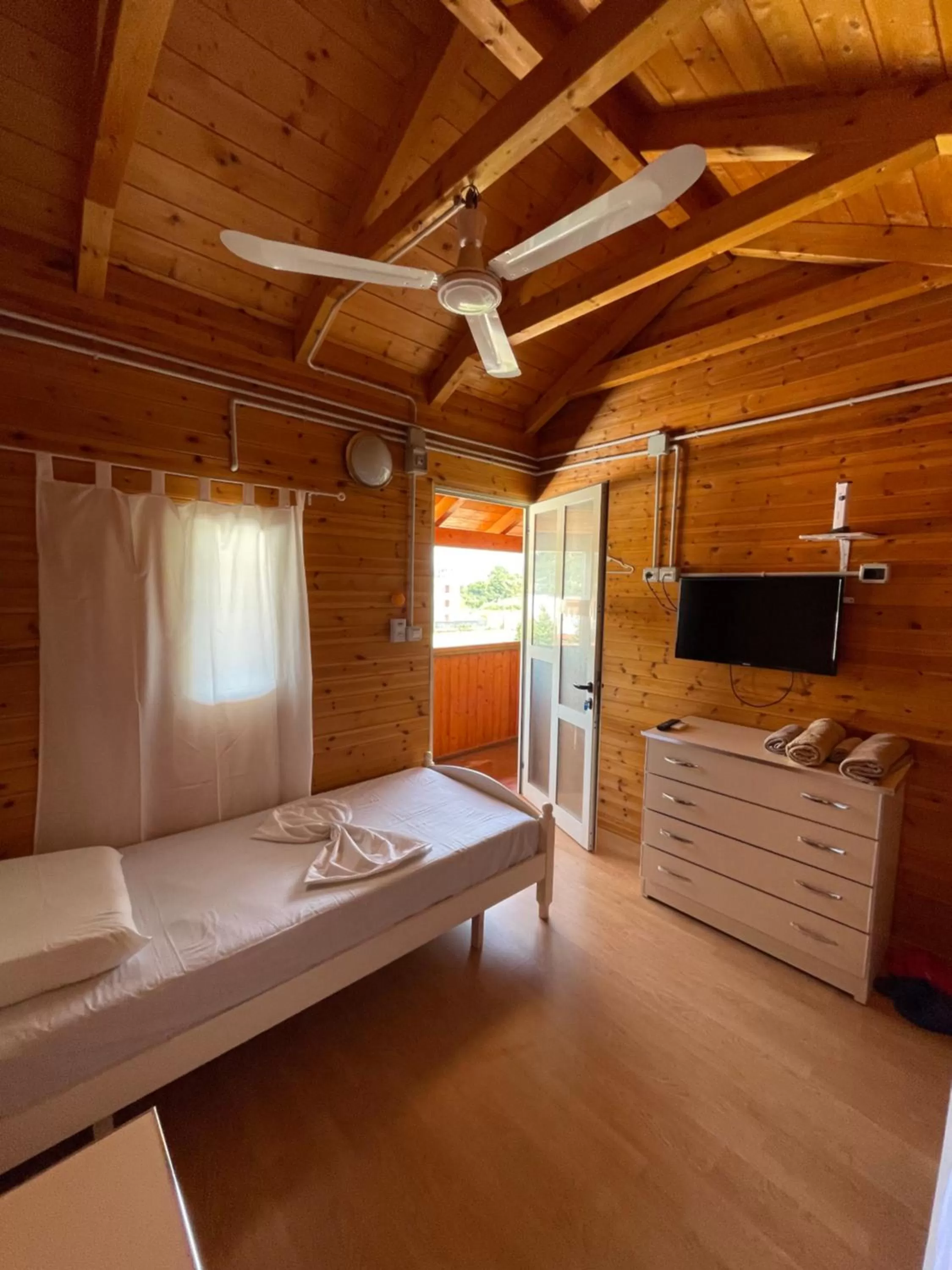 Bedroom, Bunk Bed in Vila Livio - Guest house Rreshen Mirdite
