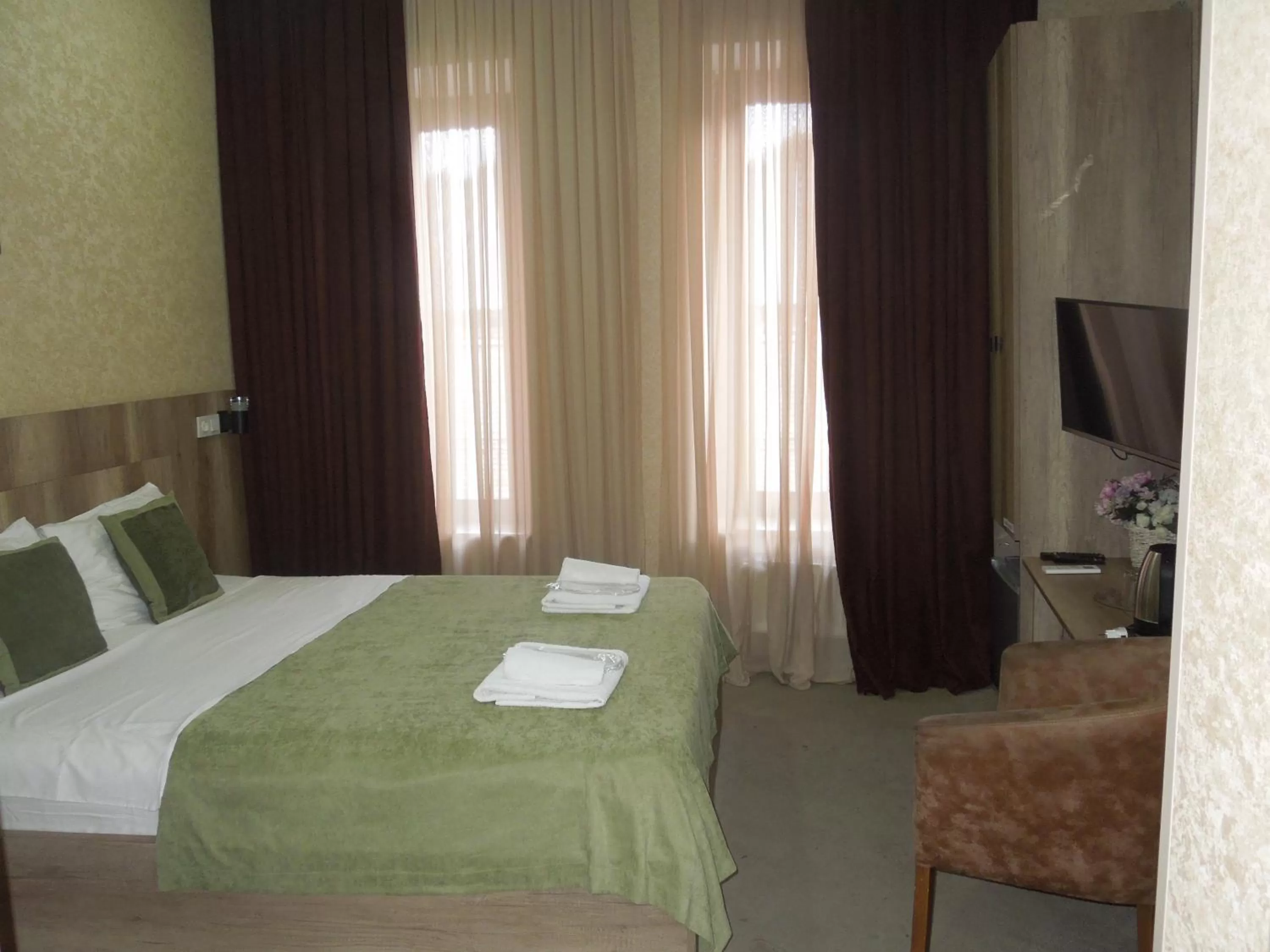 Bedroom, Bed in Epic Meidan Hotel