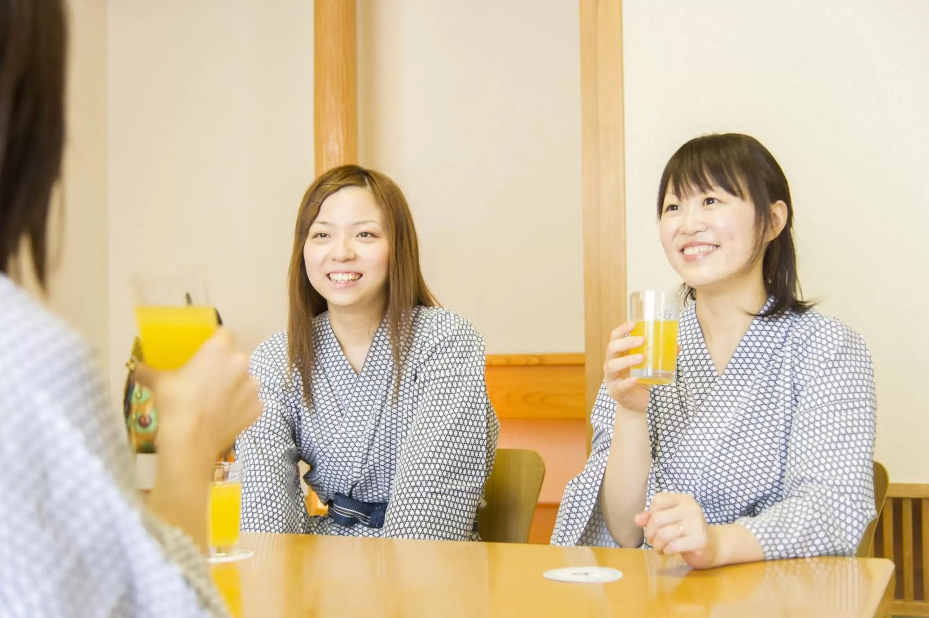 Guests in Hotel Hiroshima Sunplaza