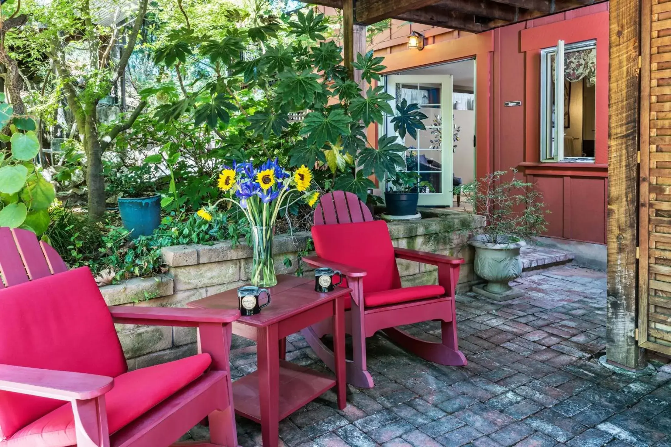 Patio in Eden Vale Inn