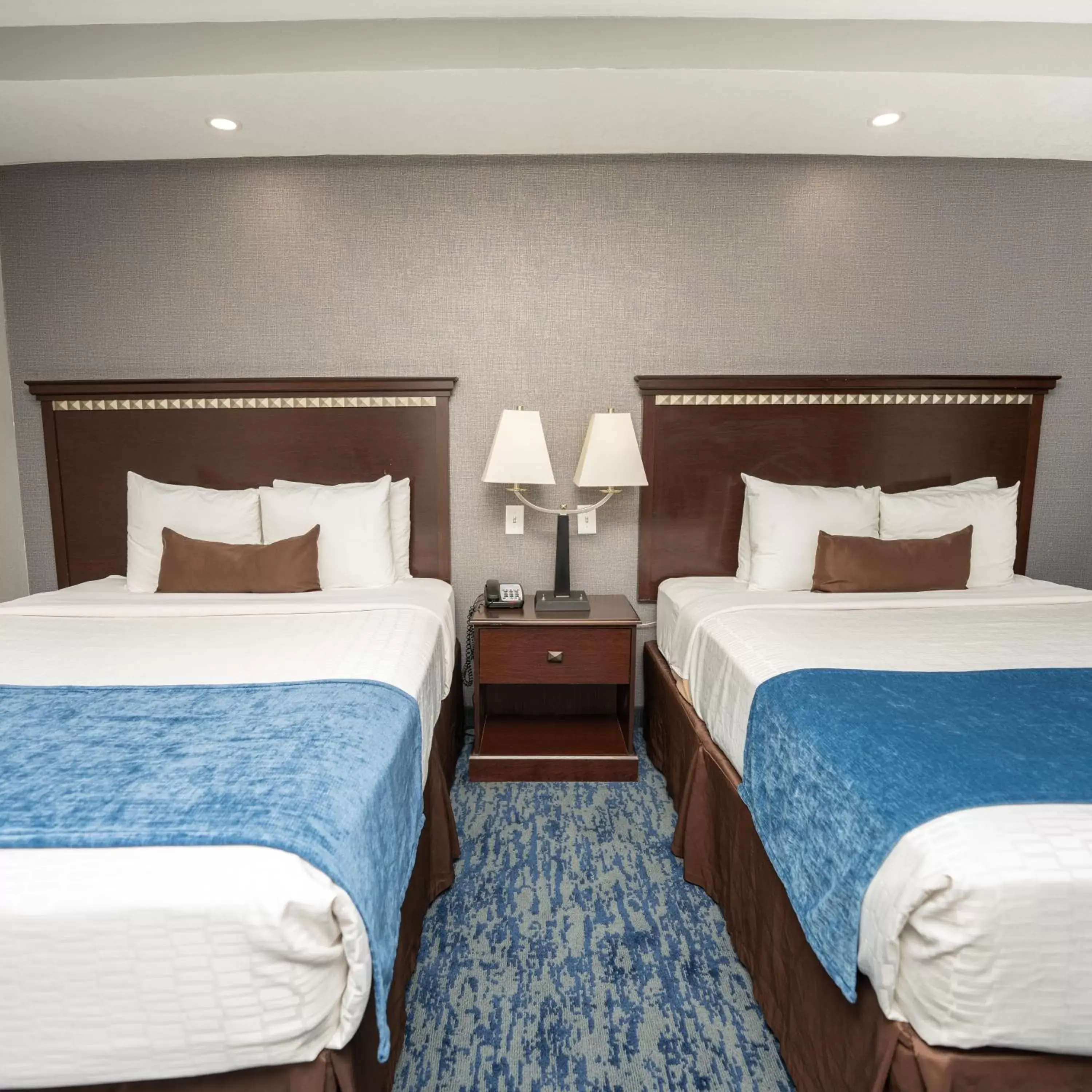 Bed in Comfort Suites Seabrook - Kemah