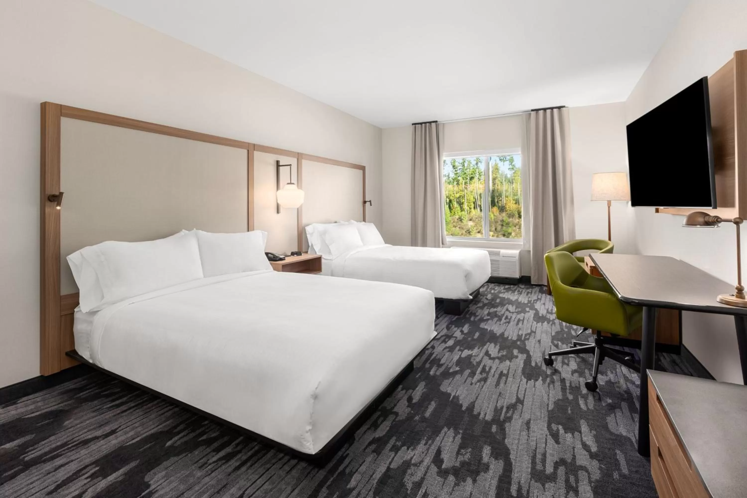 Photo of the whole room, Bed in Fairfield by Marriott Inn & Suites Seattle Poulsbo