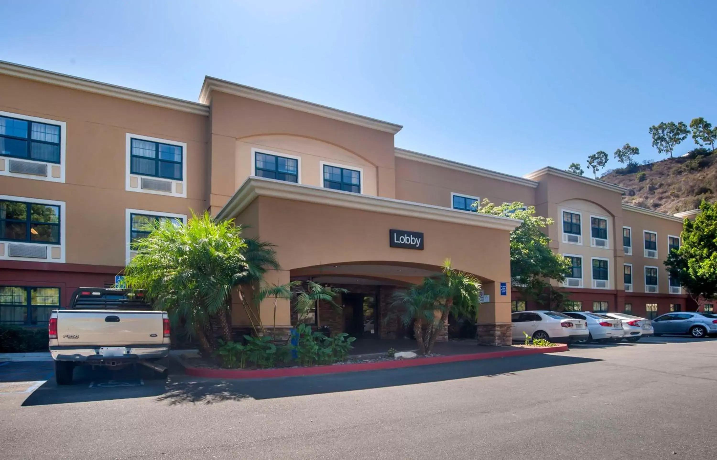 Property Building in Extended Stay America Suites - San Diego - Mission Valley - Stadium