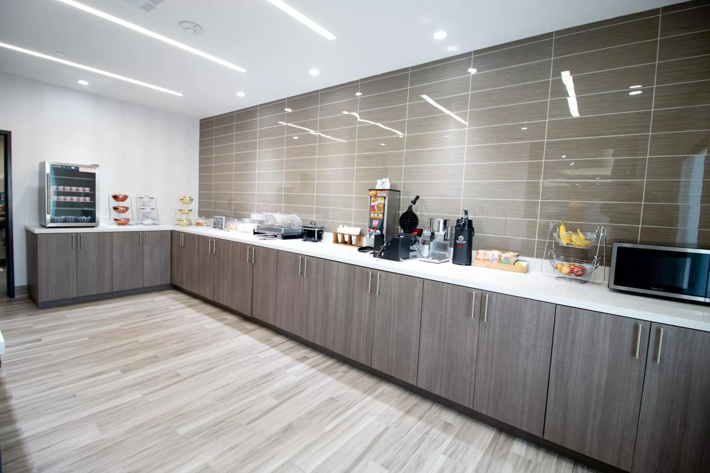 HOTEL PRYOR HOTEL PRYOR