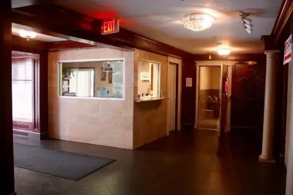 Lobby/Reception in Econo Inn