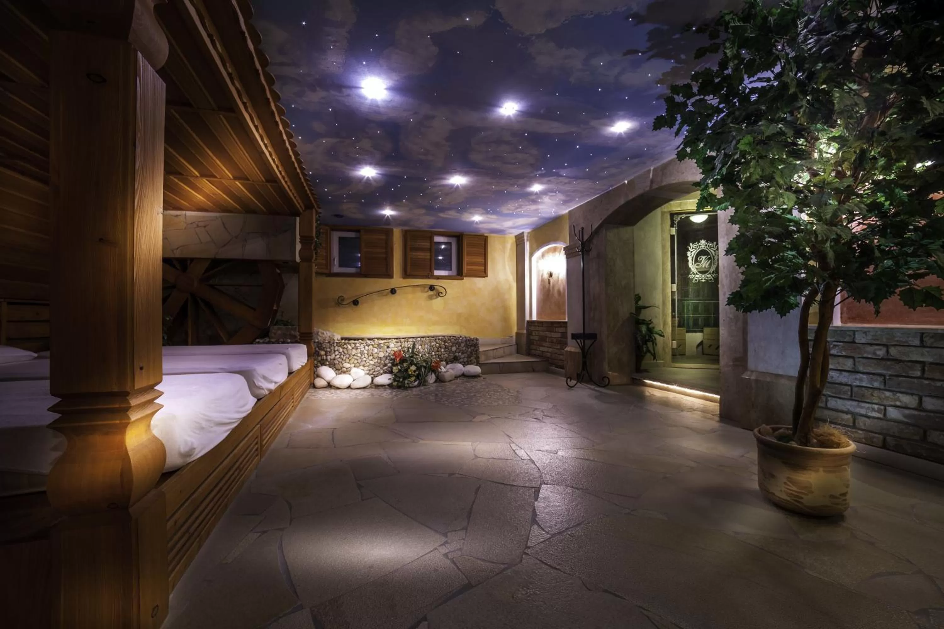 Decorative detail in Villa Medici Hotel & Restaurant