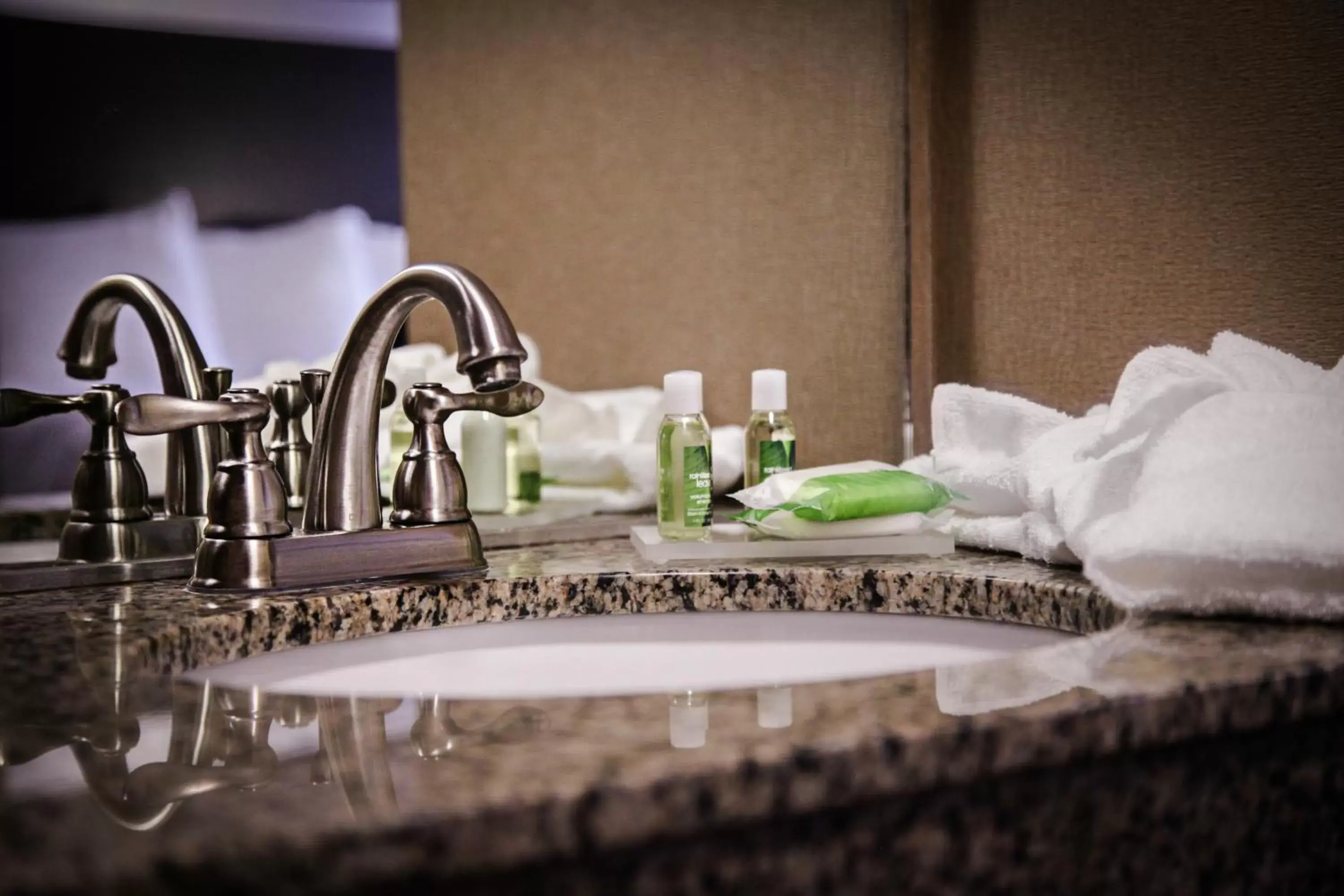 Bathroom in The Landmark Hotel