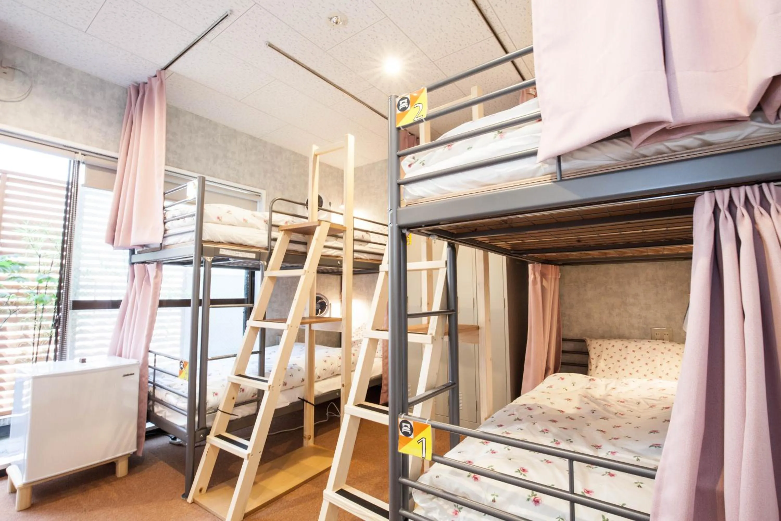 bunk bed, Bed in Akasaka-no Sato (Female Only)