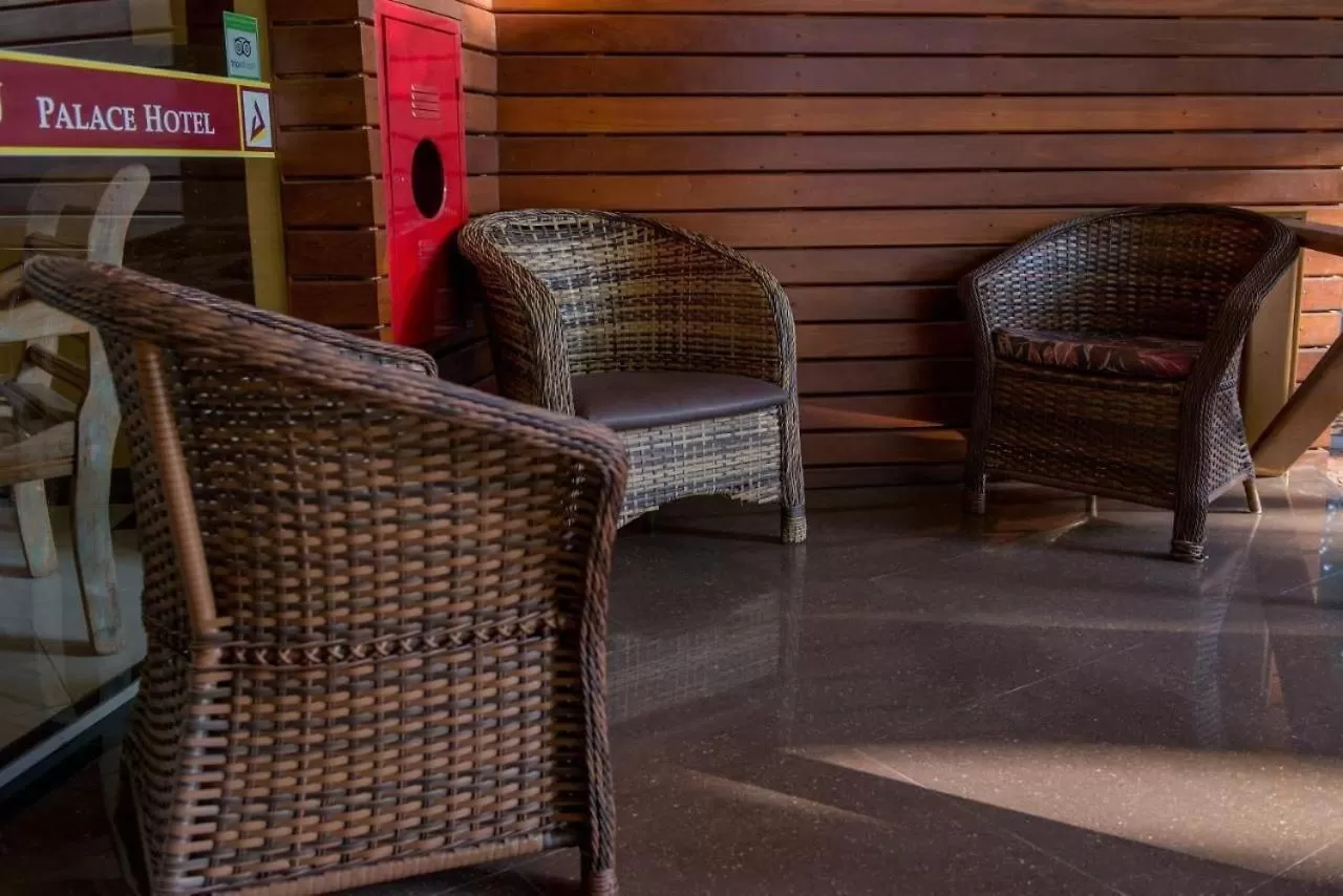 Seating area in Hotel Iguaçu Centro