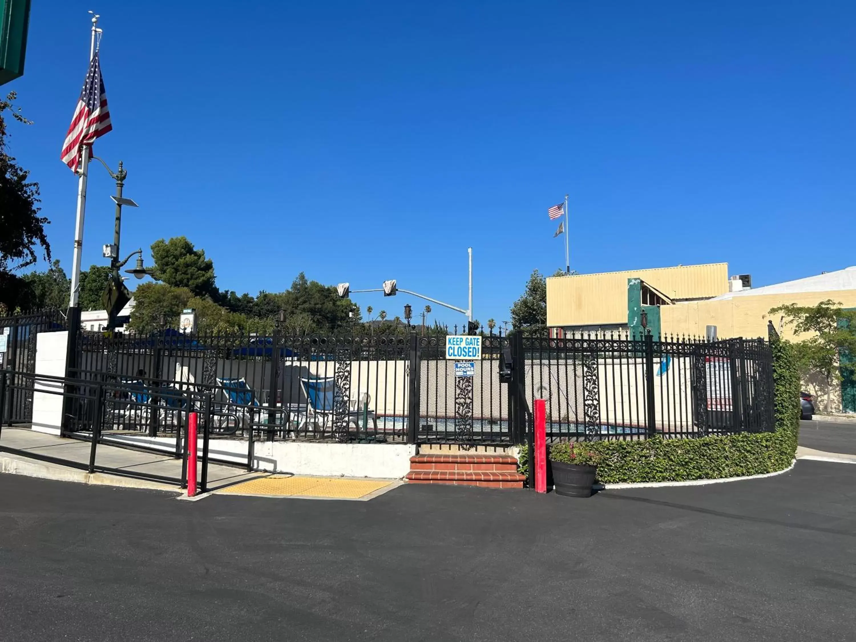 Pool view in Welcome Inn Pool view in Welcome Inn
