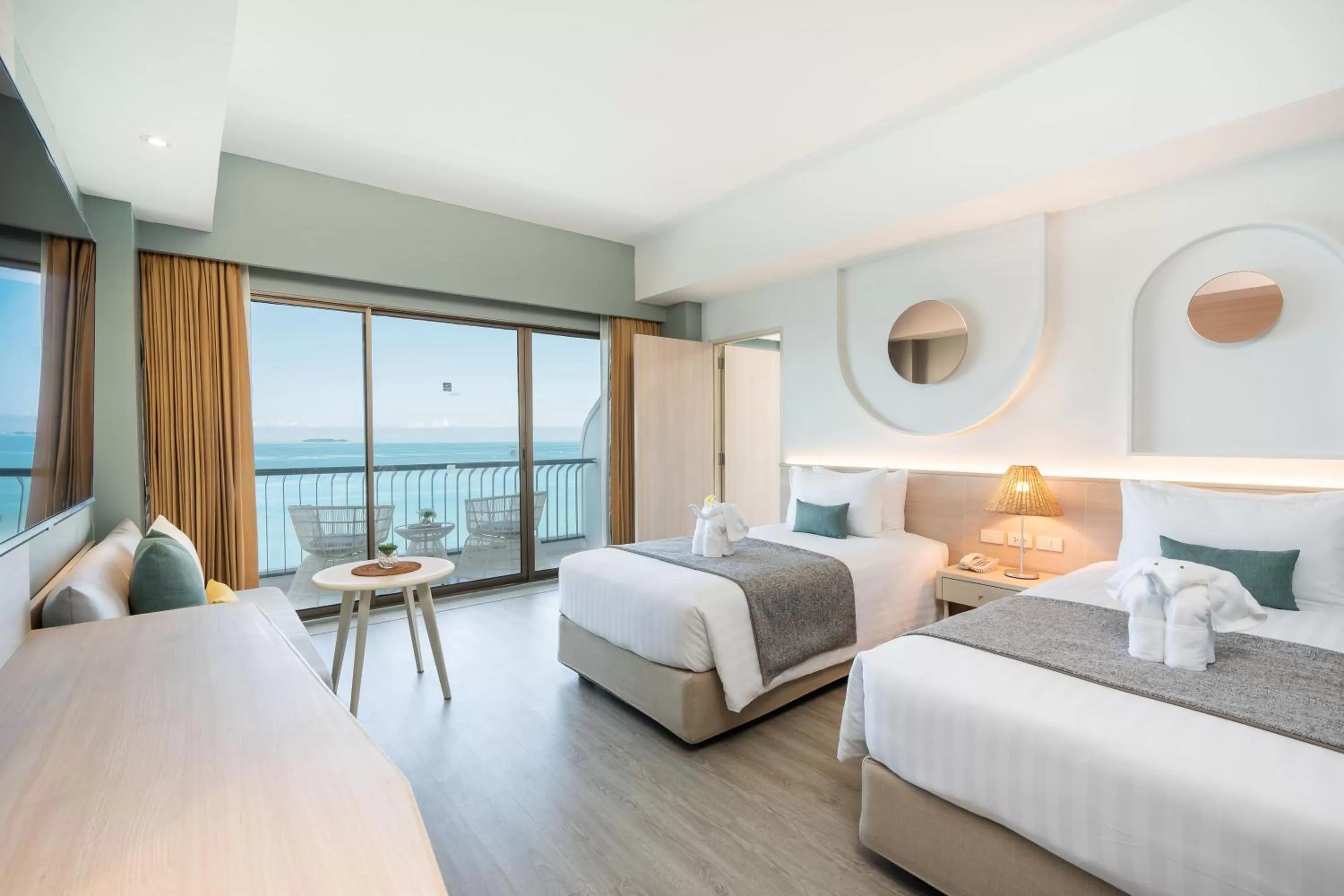 Bed in Cosy Beach Hotel - SHA Extra Plus