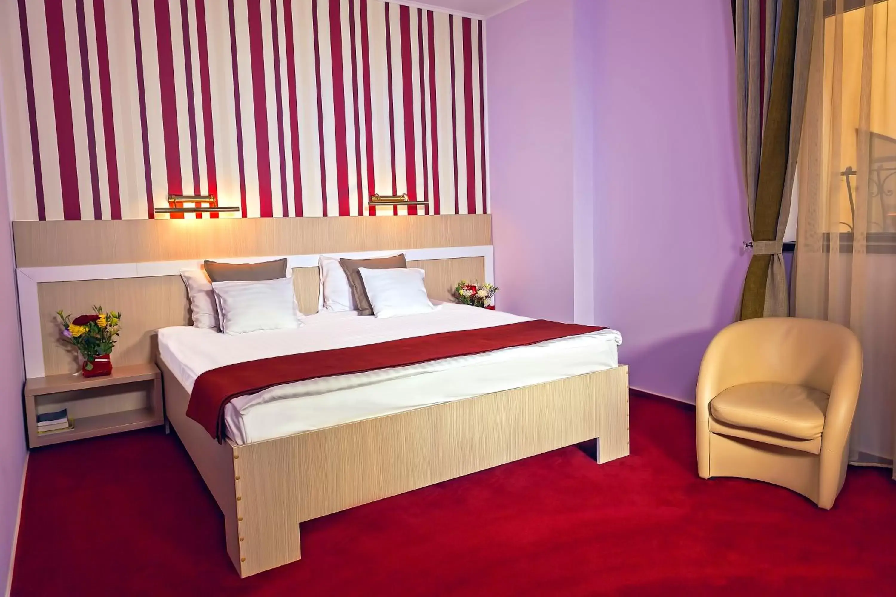 Bed in Hotel Trianon