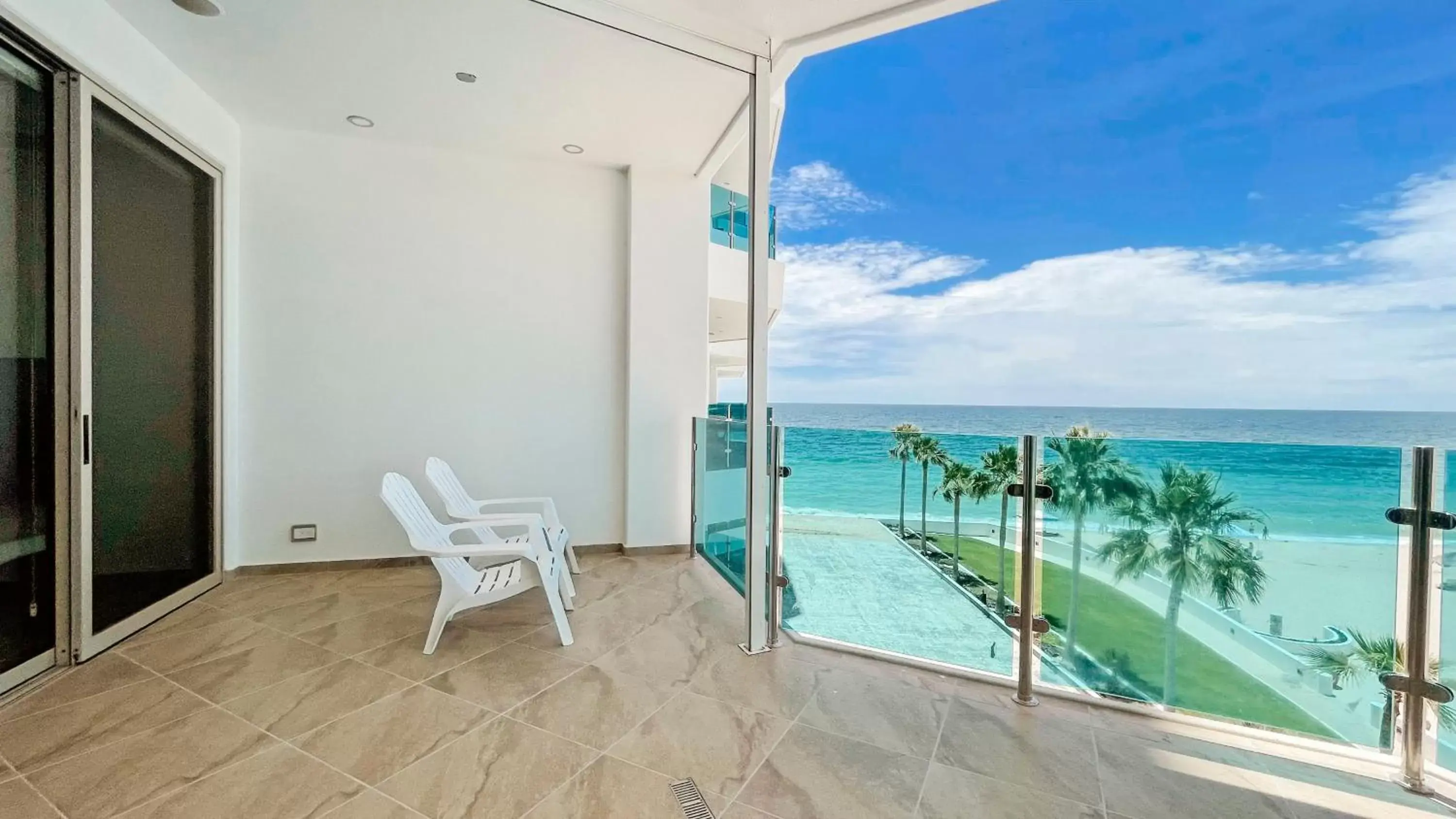 Balcony/Terrace in Esmeralda Beach Resort