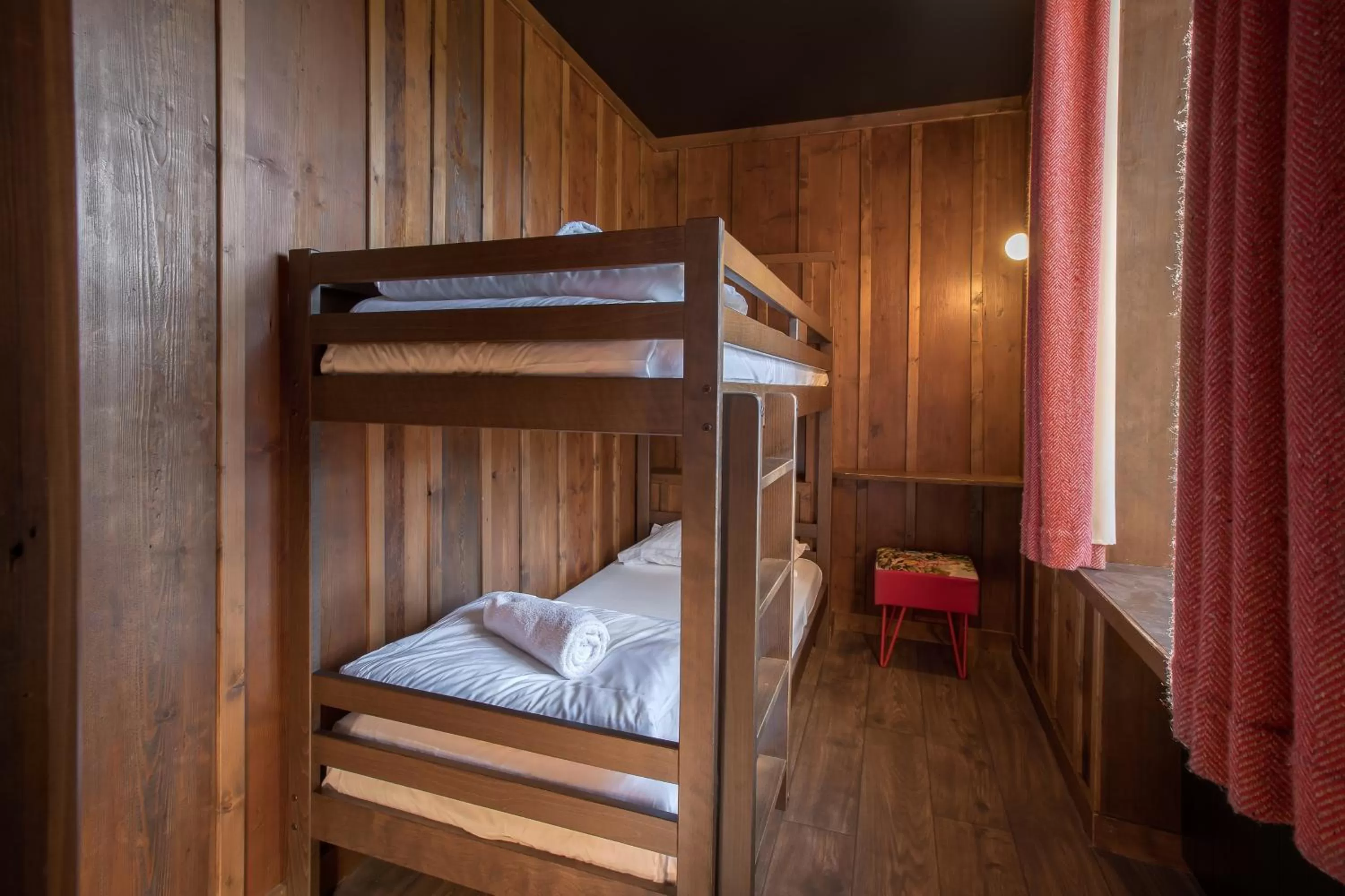 Bedroom, Bed in Refuge du Montenvers