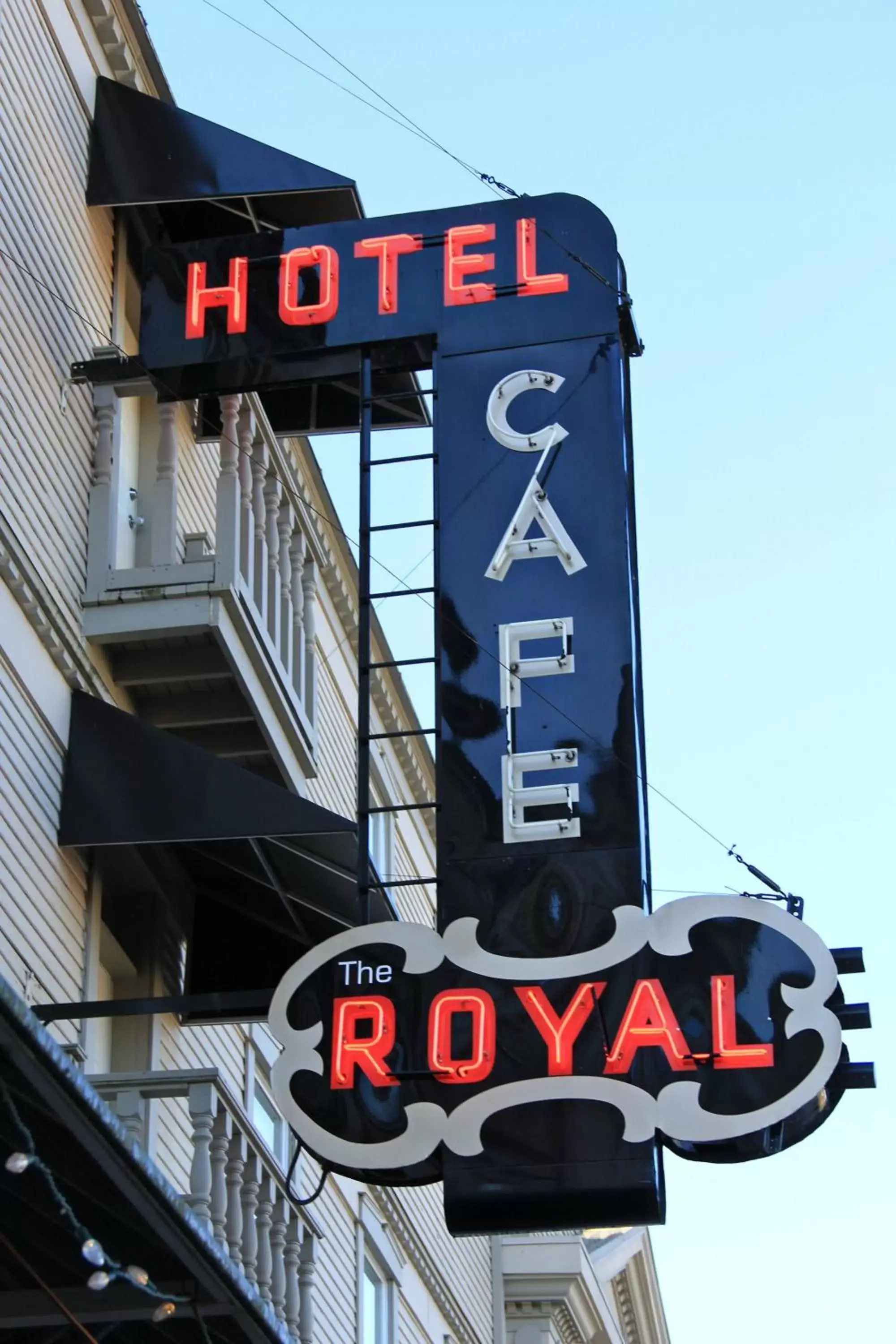 Facade/entrance, Property Logo/Sign in Royal Hotel Chilliwack