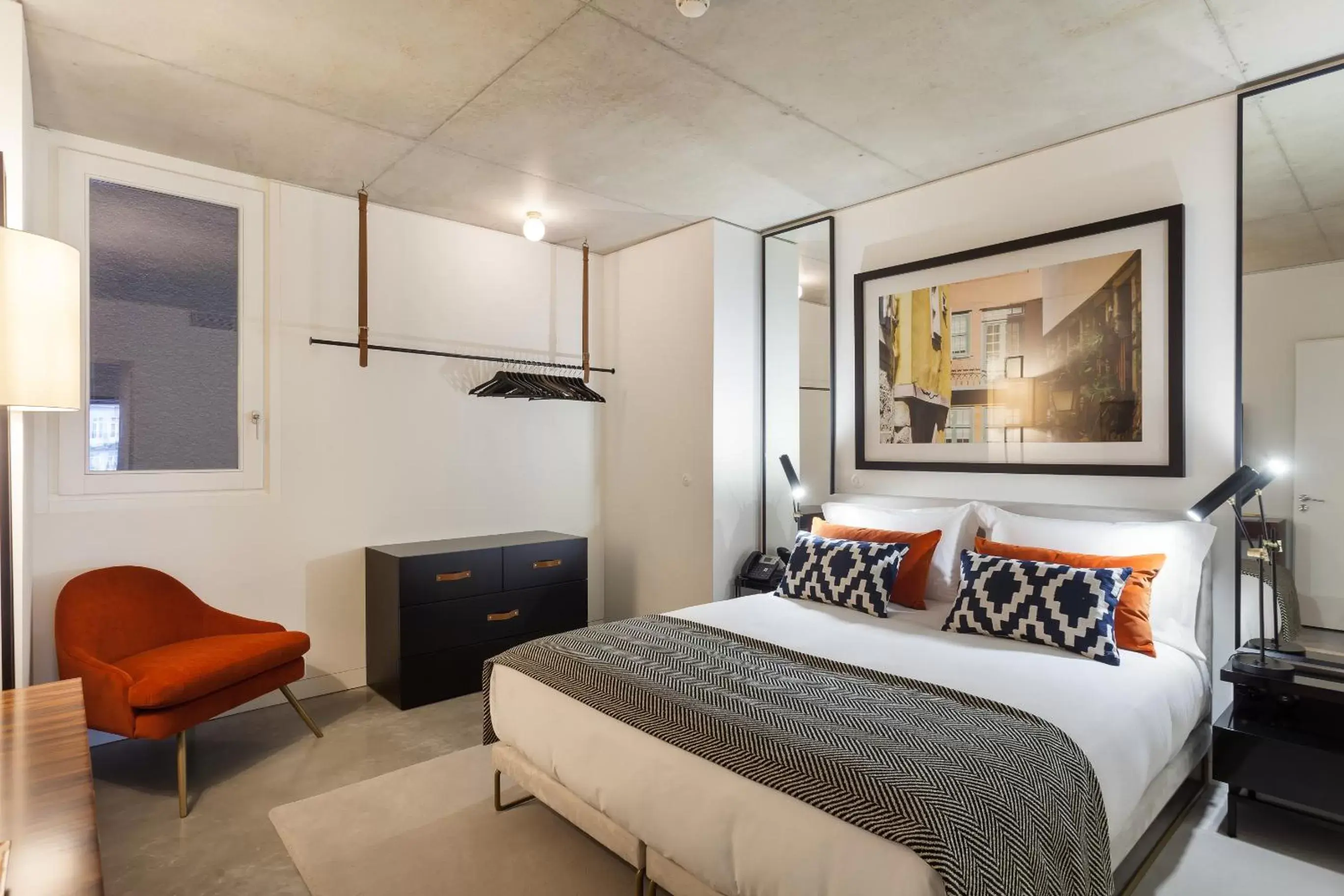 Bedroom, Bed in S.Bento Residences