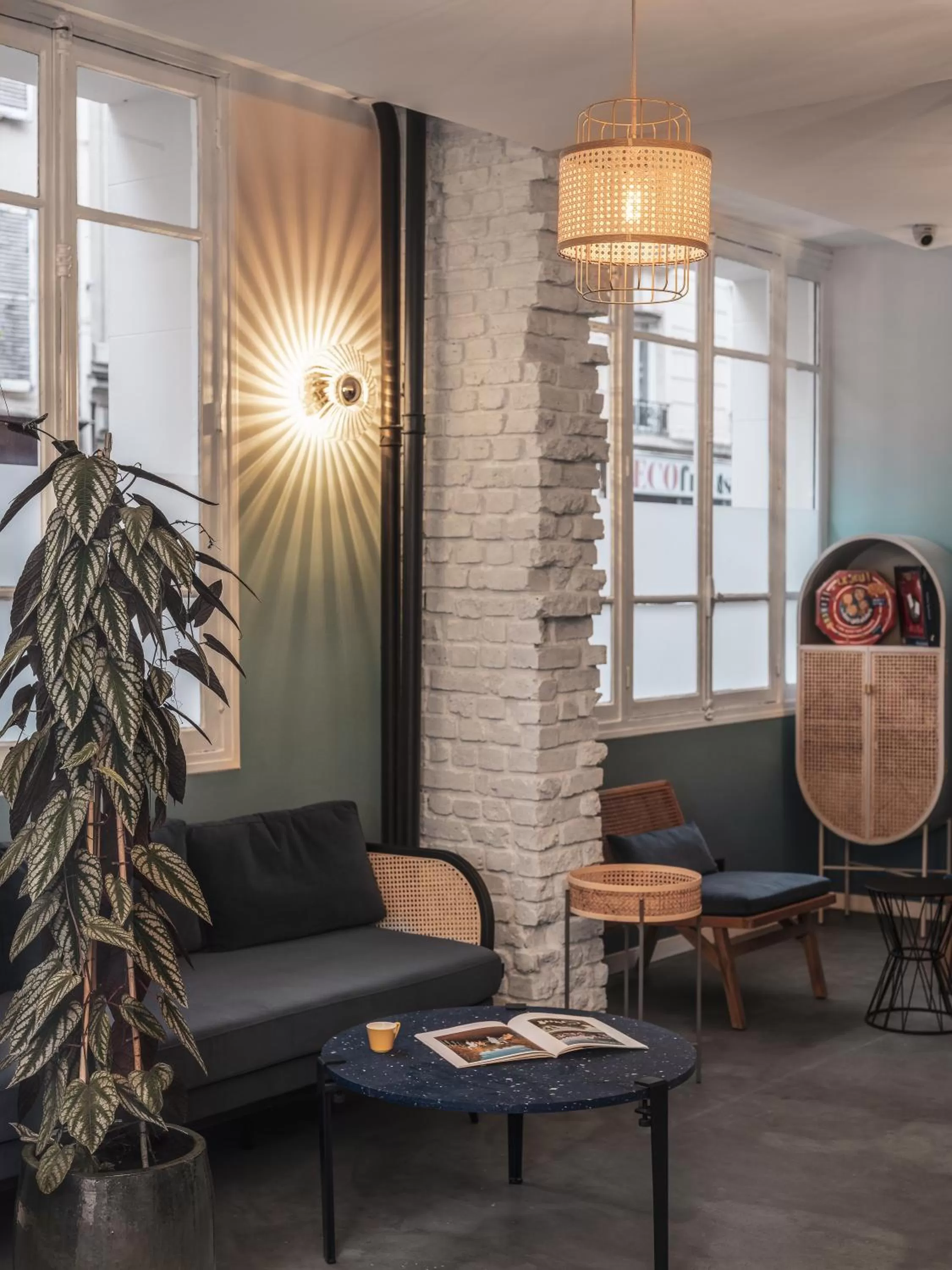 Lobby or reception in ibis Styles Paris Montmartre Nord