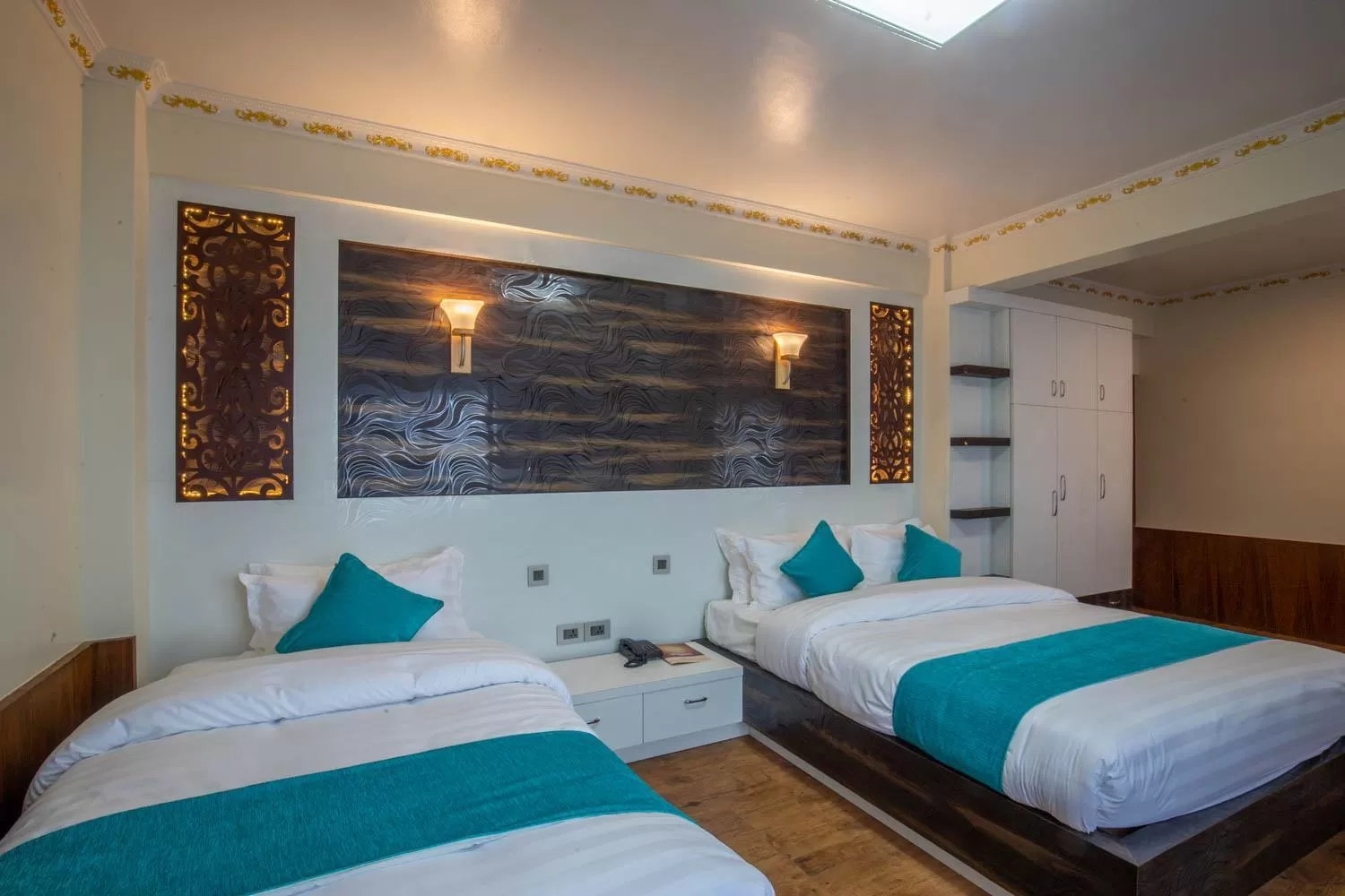 Bed in Hotel Himalayan Glacier