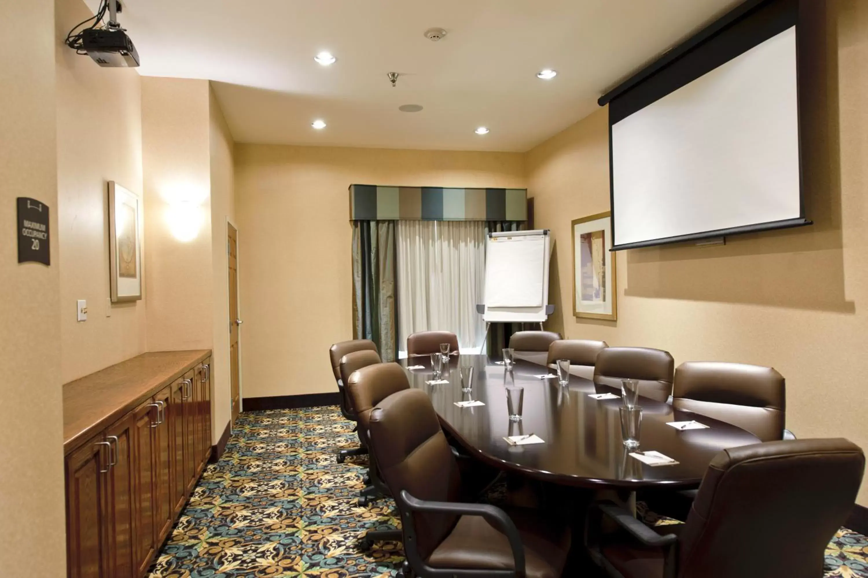 Meeting/conference room in Staybridge Suites Corpus Christi, an IHG Hotel