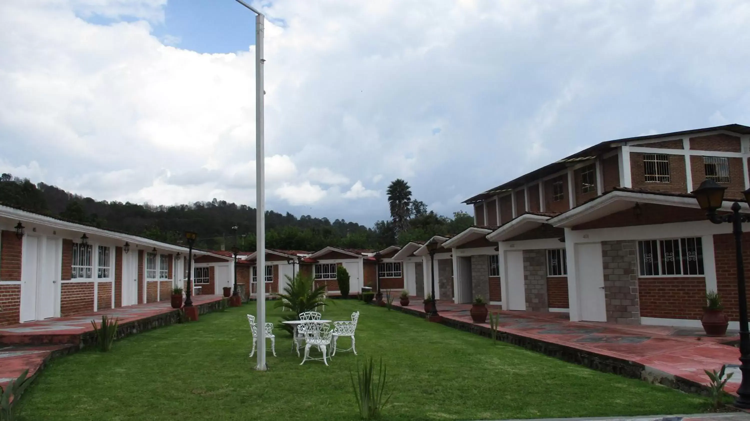 Garden, Property Building in Hotel Villa Monarca Inn